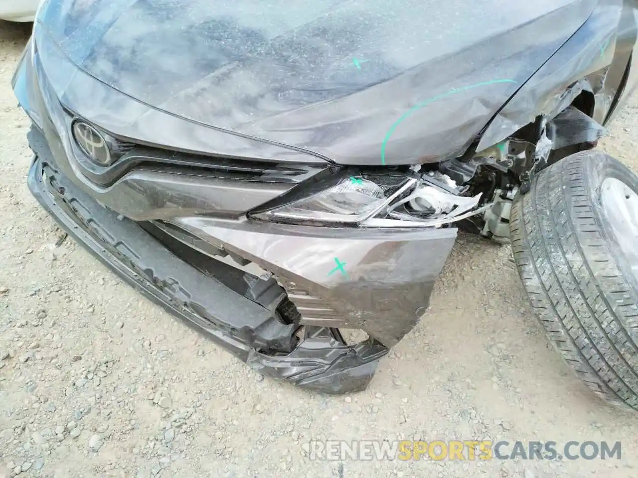 9 Photograph of a damaged car 4T1B11HK2KU697566 TOYOTA CAMRY 2019