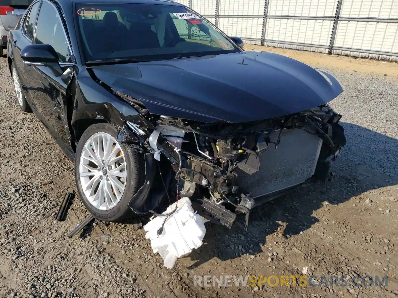 9 Photograph of a damaged car 4T1B11HK2KU697728 TOYOTA CAMRY 2019