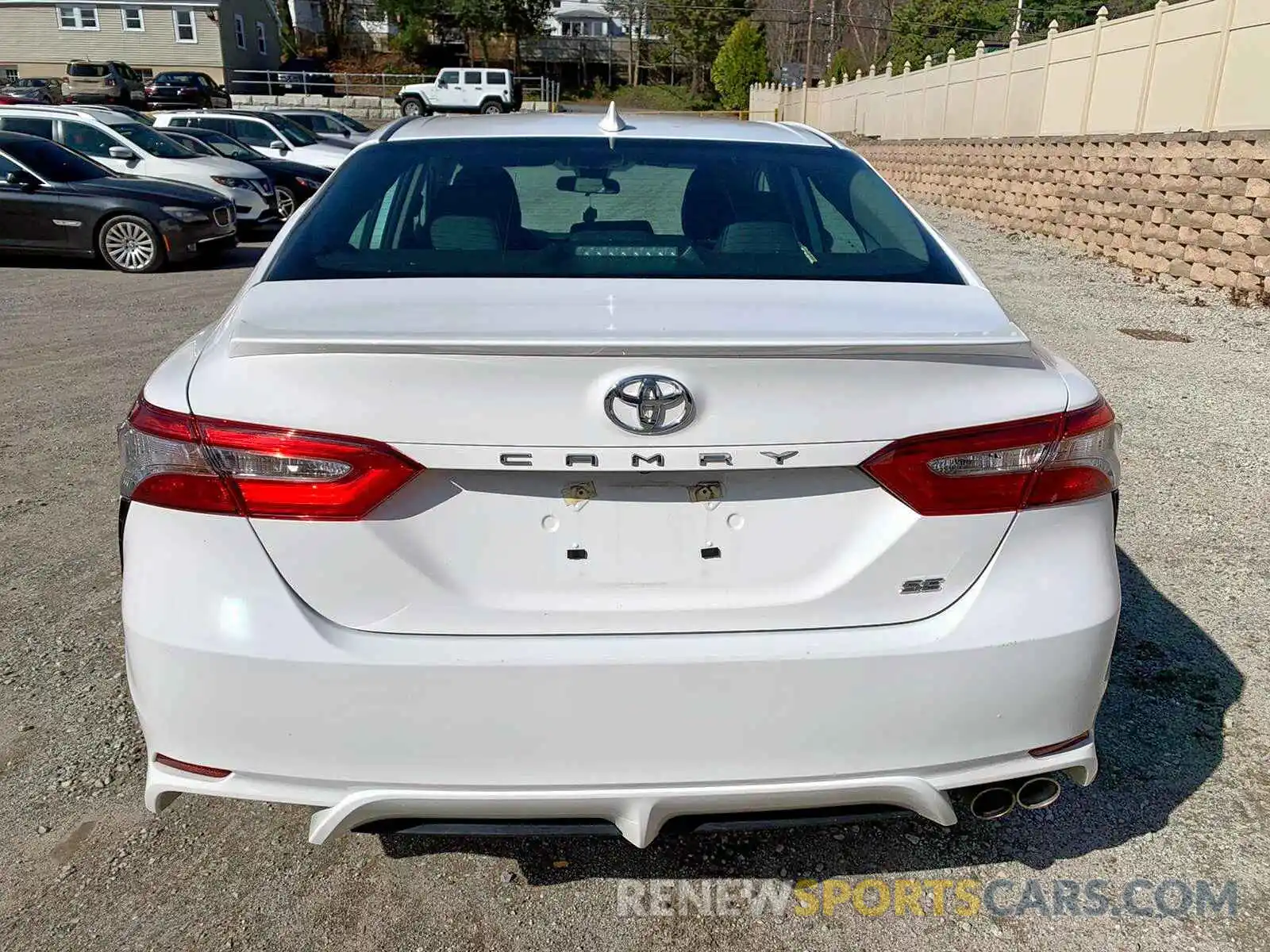 5 Photograph of a damaged car 4T1B11HK2KU698118 TOYOTA CAMRY 2019