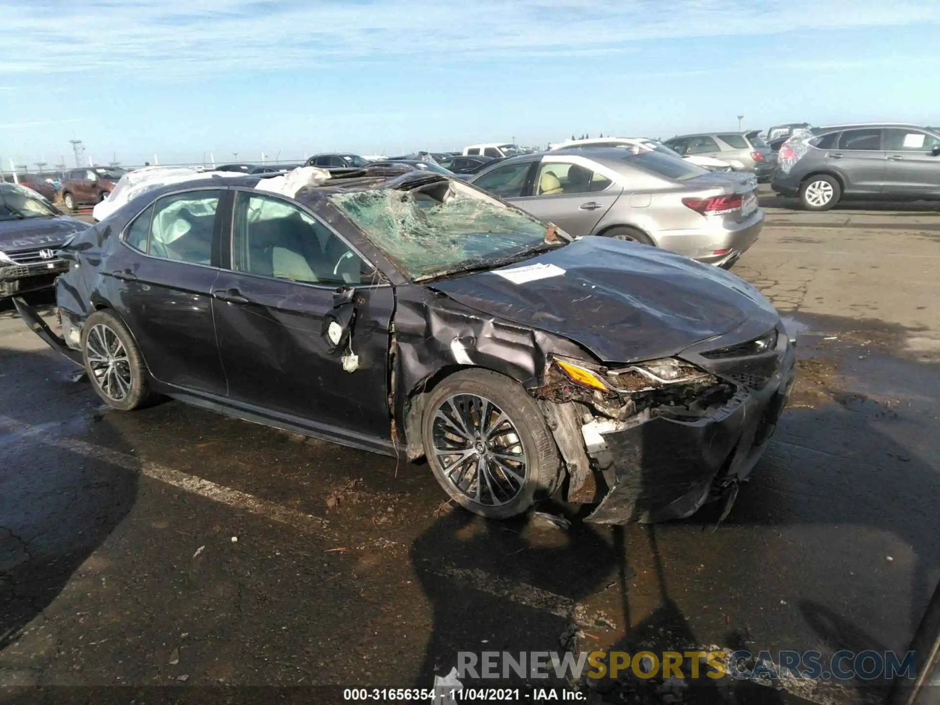 1 Photograph of a damaged car 4T1B11HK2KU698250 TOYOTA CAMRY 2019