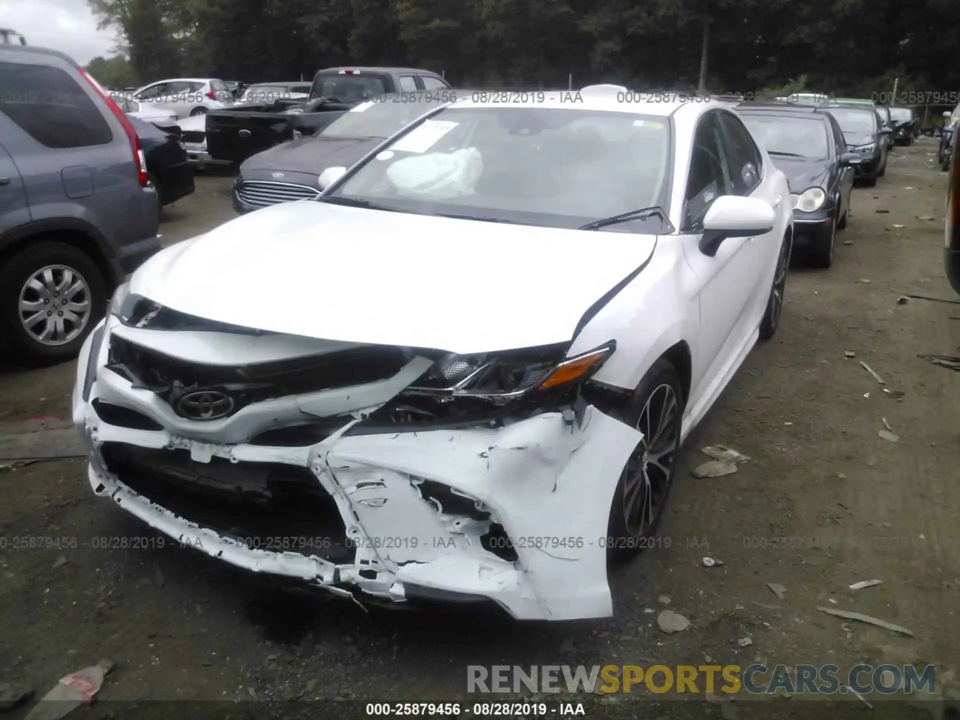 2 Photograph of a damaged car 4T1B11HK2KU698961 TOYOTA CAMRY 2019