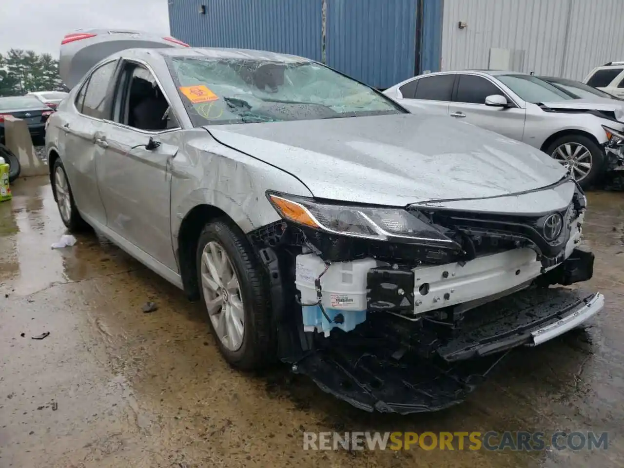 1 Photograph of a damaged car 4T1B11HK2KU700143 TOYOTA CAMRY 2019