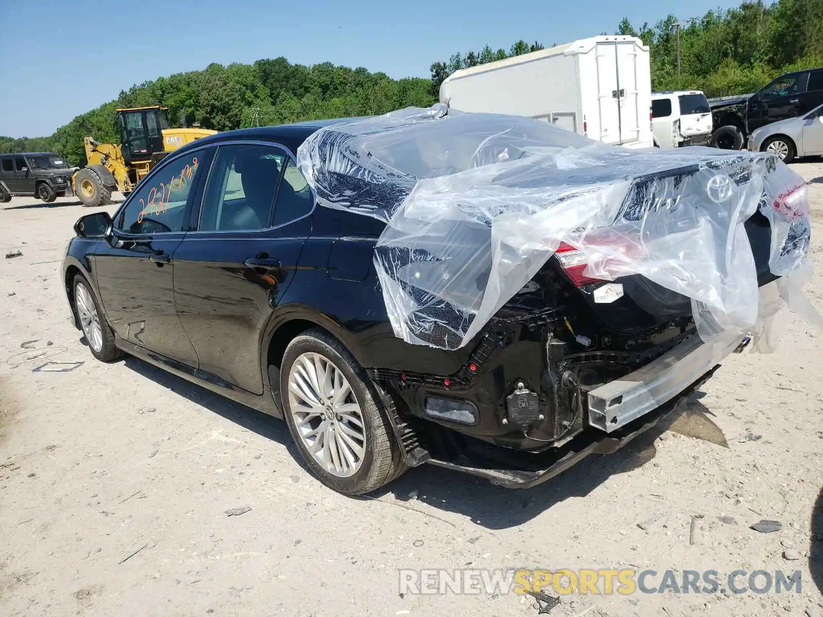 3 Photograph of a damaged car 4T1B11HK2KU700269 TOYOTA CAMRY 2019