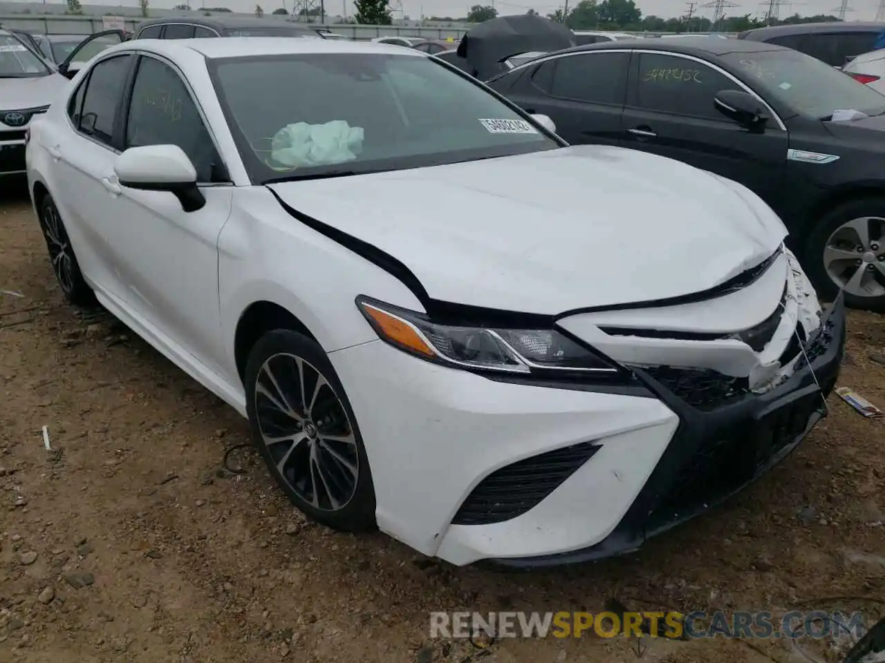 1 Photograph of a damaged car 4T1B11HK2KU701034 TOYOTA CAMRY 2019