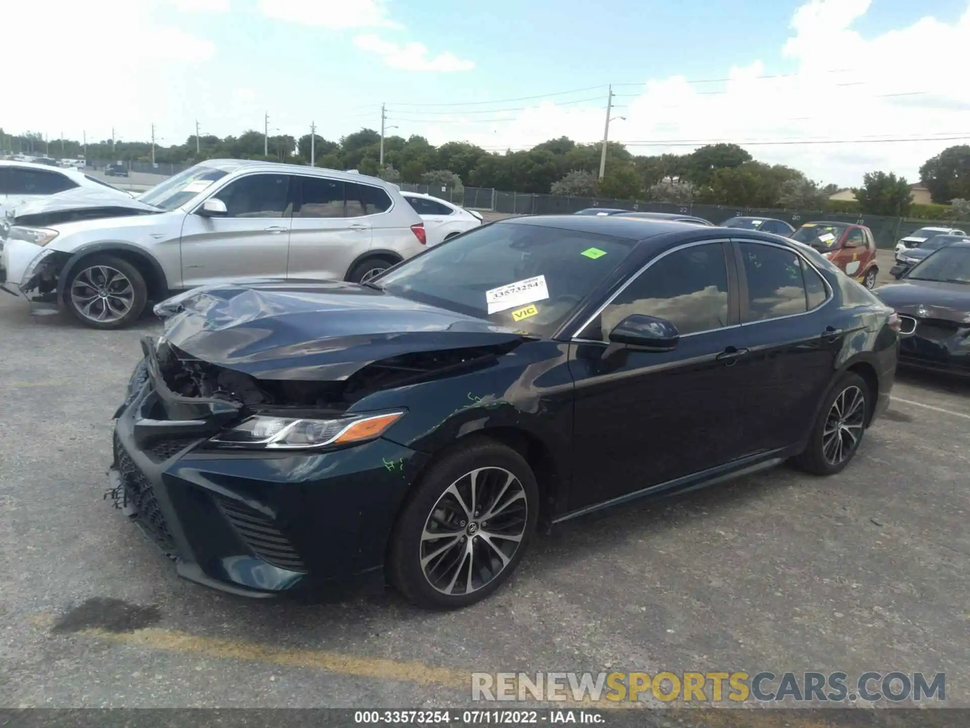 2 Photograph of a damaged car 4T1B11HK2KU701101 TOYOTA CAMRY 2019