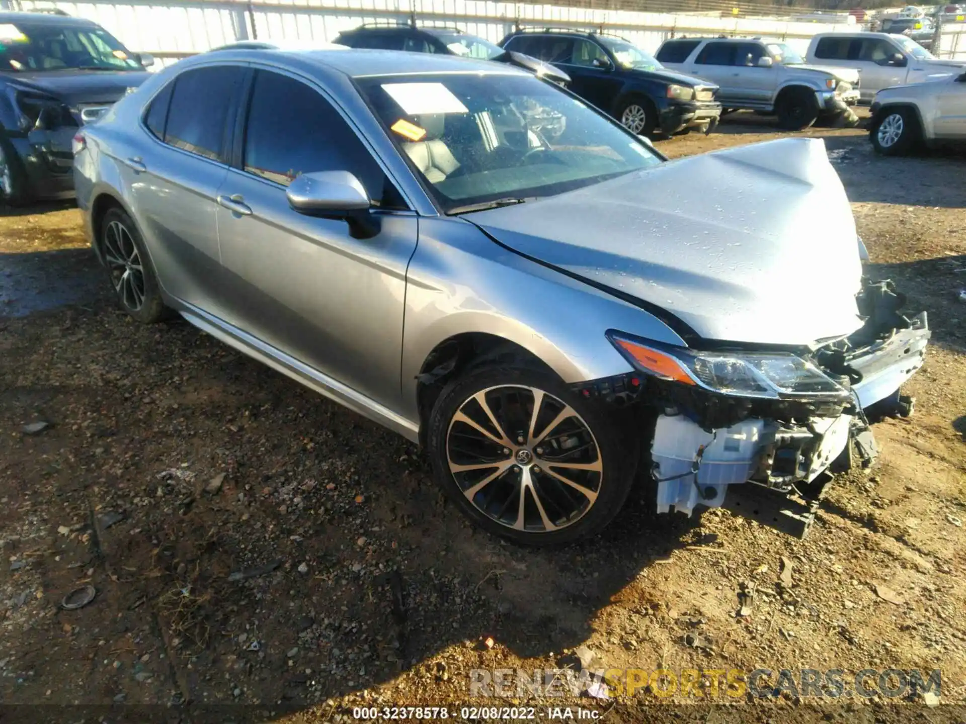 1 Photograph of a damaged car 4T1B11HK2KU704807 TOYOTA CAMRY 2019