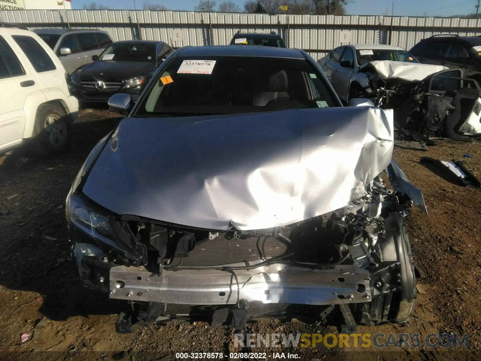 10 Photograph of a damaged car 4T1B11HK2KU704807 TOYOTA CAMRY 2019