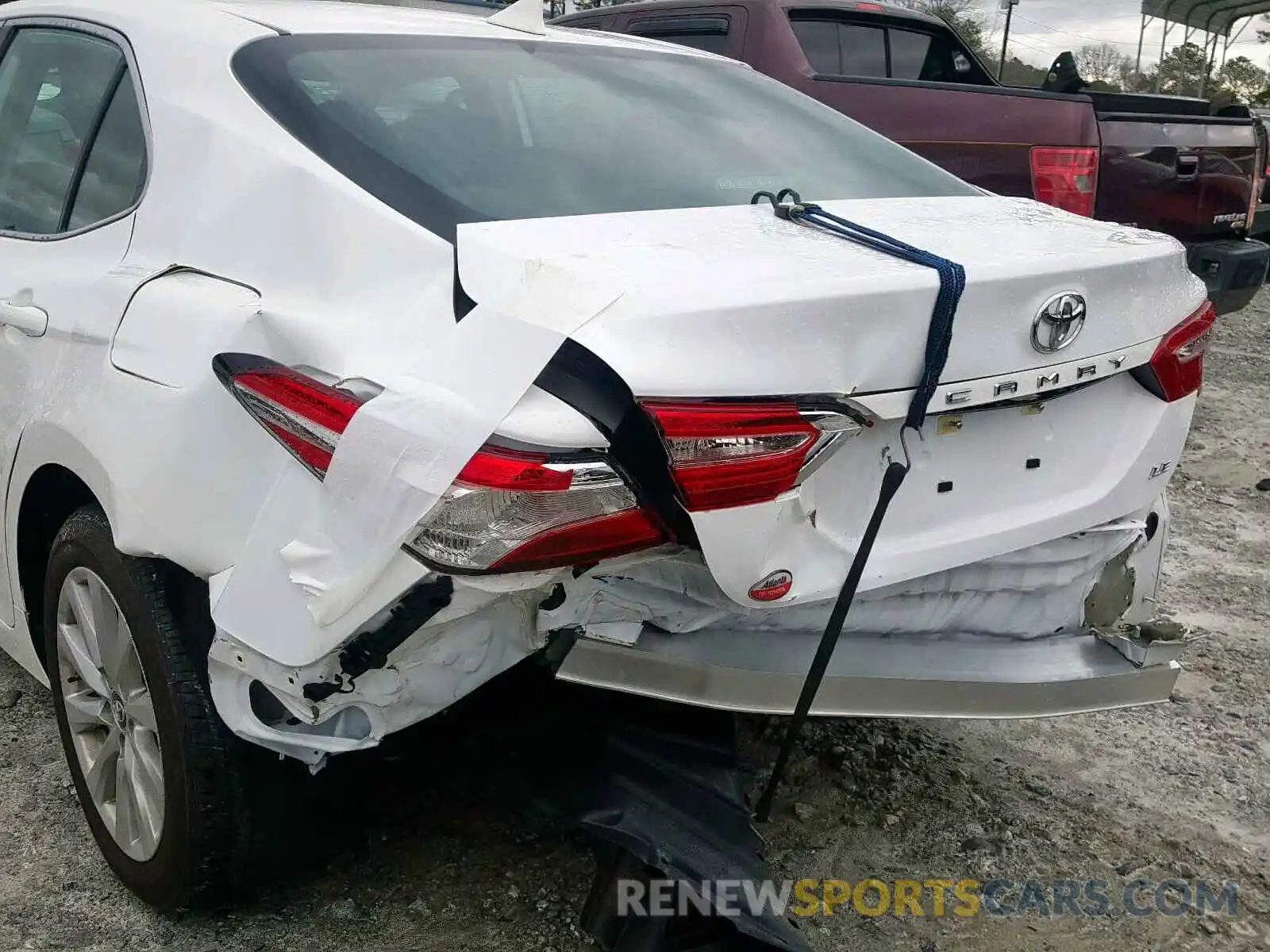 9 Photograph of a damaged car 4T1B11HK2KU705990 TOYOTA CAMRY 2019