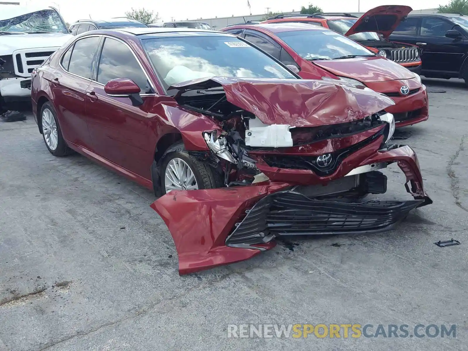 1 Photograph of a damaged car 4T1B11HK2KU706136 TOYOTA CAMRY 2019