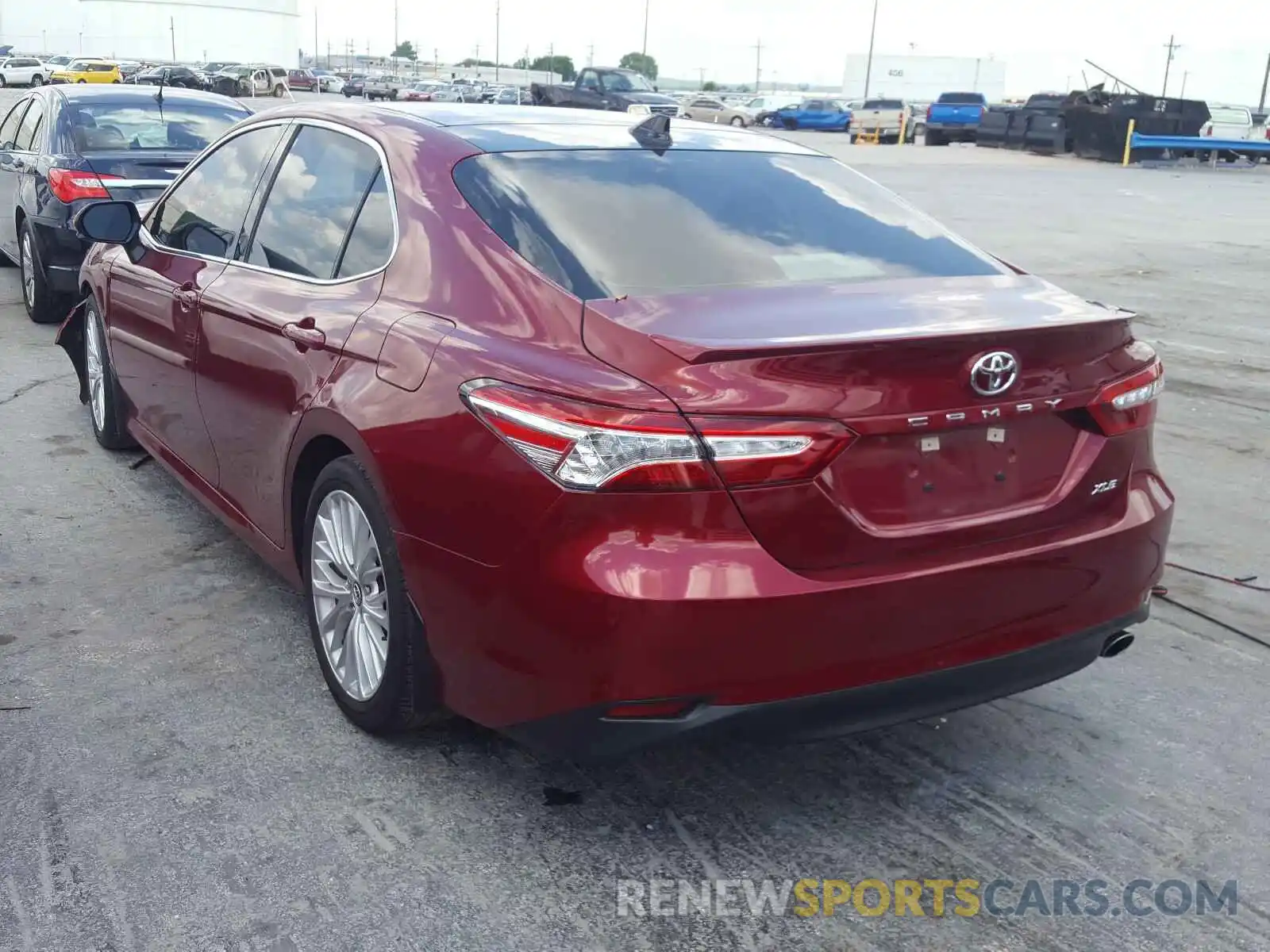 3 Photograph of a damaged car 4T1B11HK2KU706136 TOYOTA CAMRY 2019