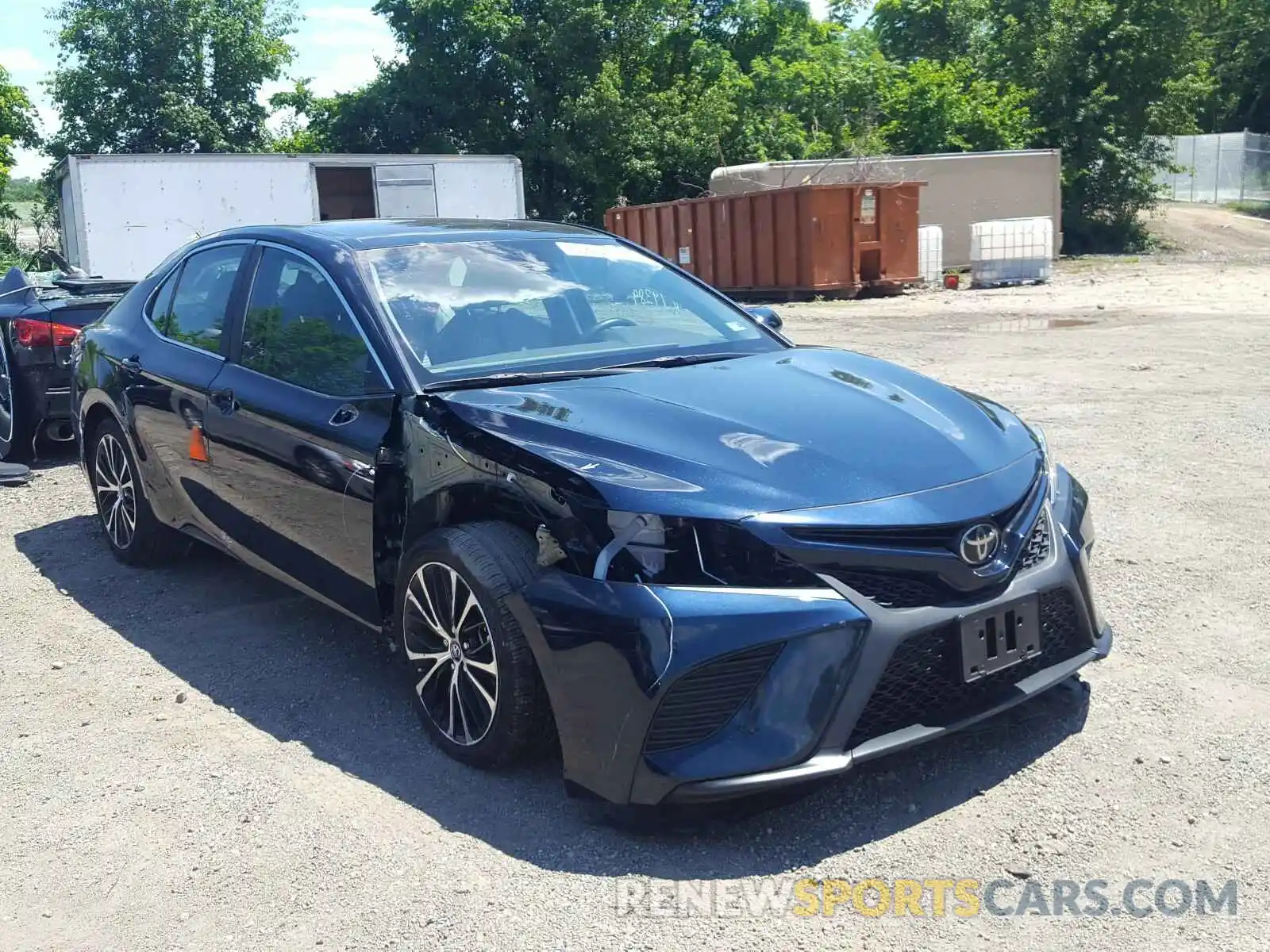 9 Photograph of a damaged car 4T1B11HK2KU706461 TOYOTA CAMRY 2019