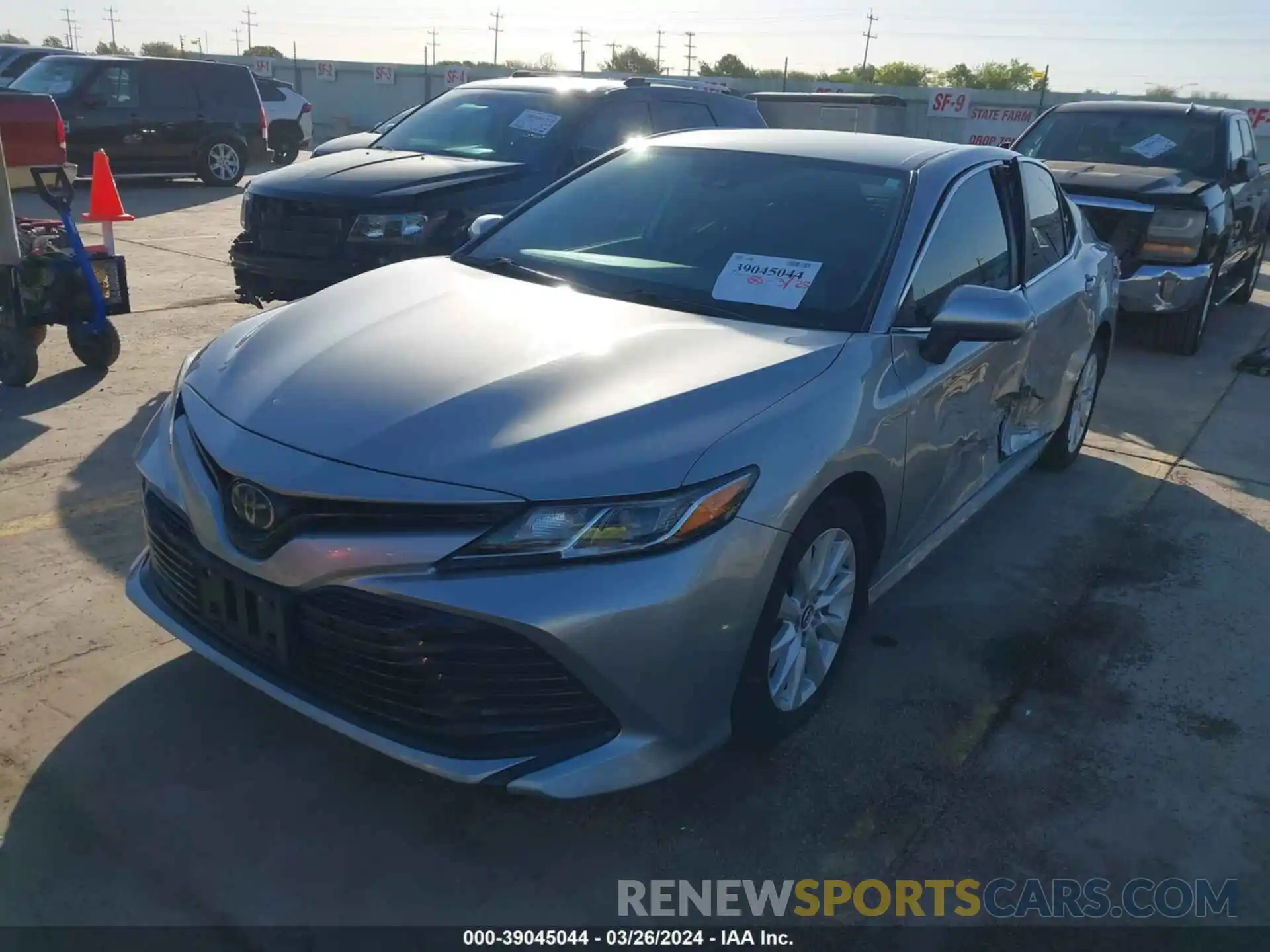 2 Photograph of a damaged car 4T1B11HK2KU706640 TOYOTA CAMRY 2019