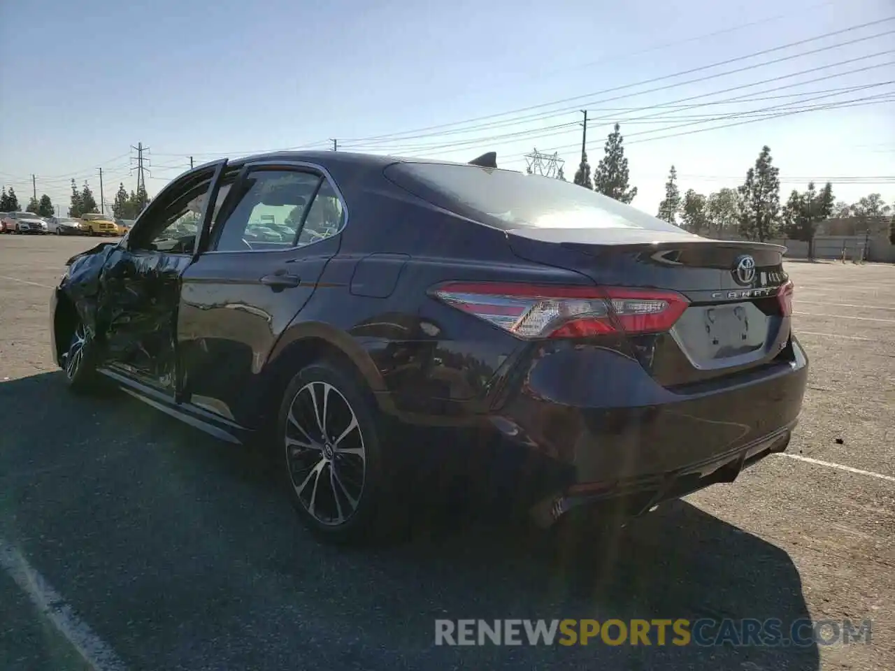 3 Photograph of a damaged car 4T1B11HK2KU706783 TOYOTA CAMRY 2019