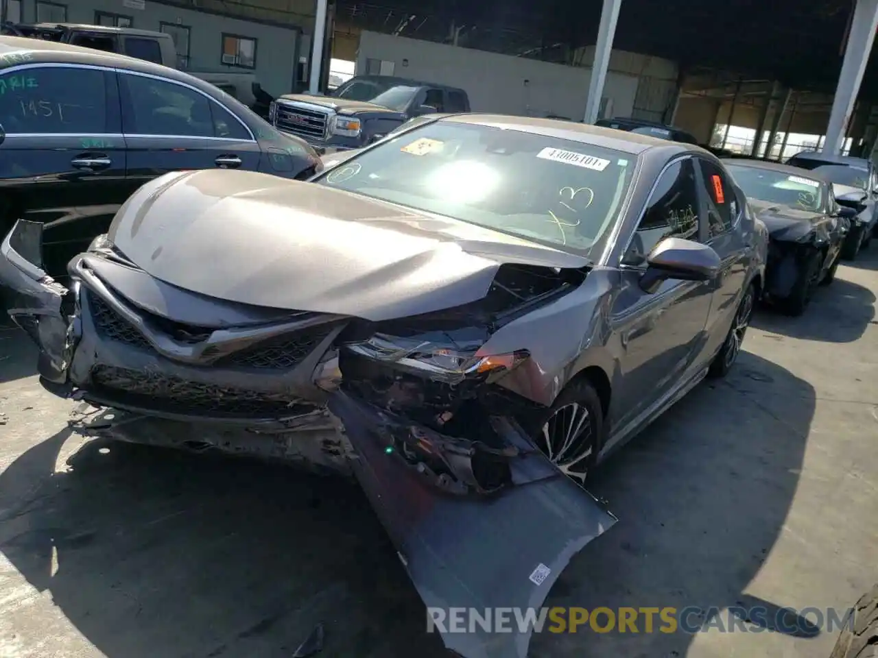 2 Photograph of a damaged car 4T1B11HK2KU708341 TOYOTA CAMRY 2019