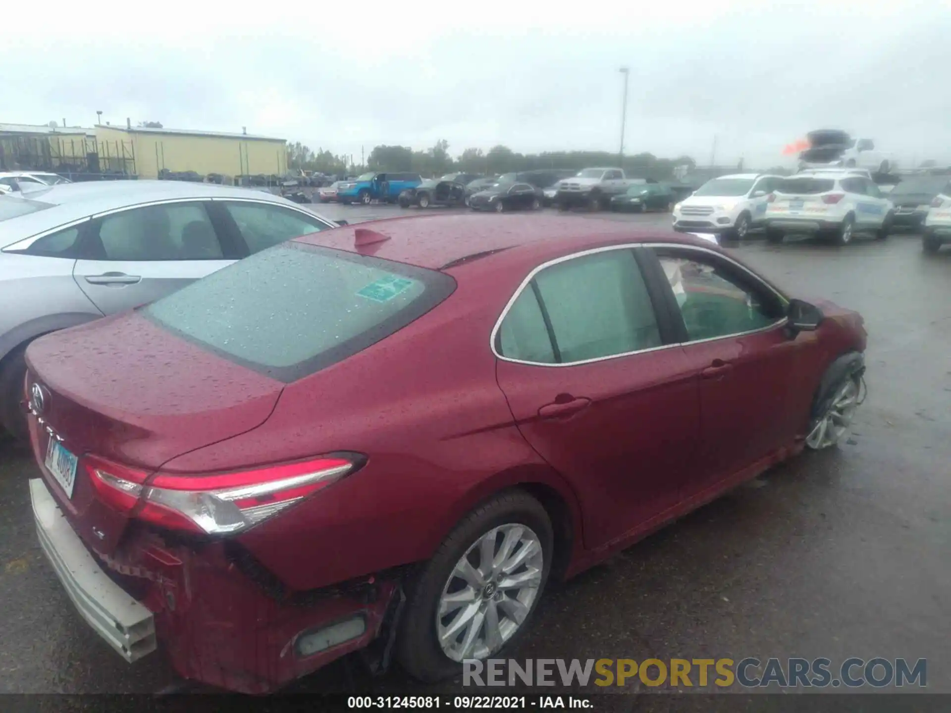 4 Photograph of a damaged car 4T1B11HK2KU708422 TOYOTA CAMRY 2019