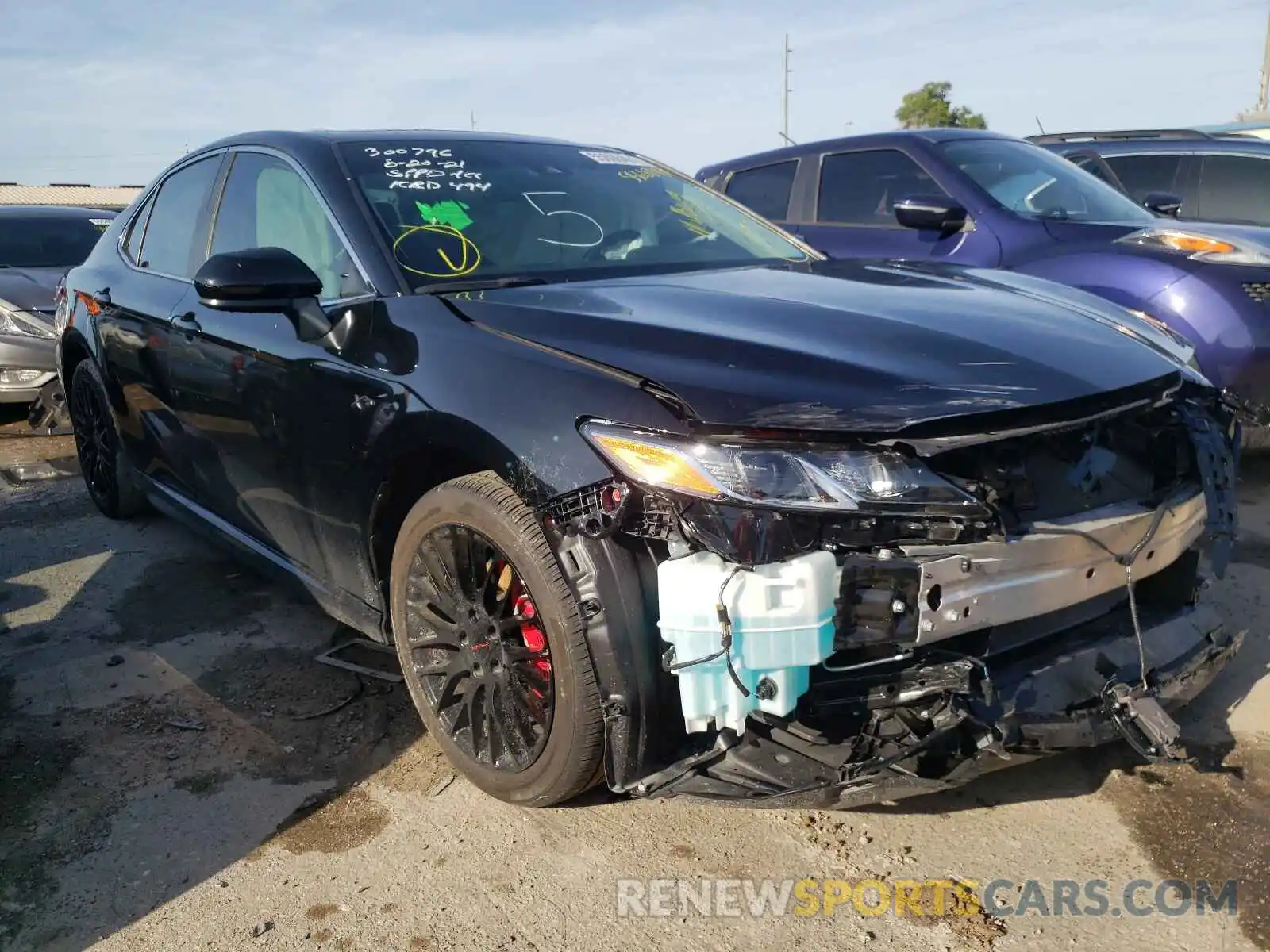 1 Photograph of a damaged car 4T1B11HK2KU708839 TOYOTA CAMRY 2019