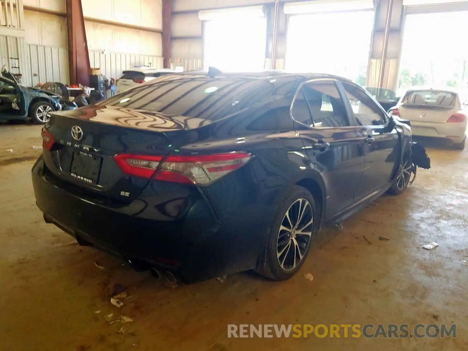 4 Photograph of a damaged car 4T1B11HK2KU708971 TOYOTA CAMRY 2019