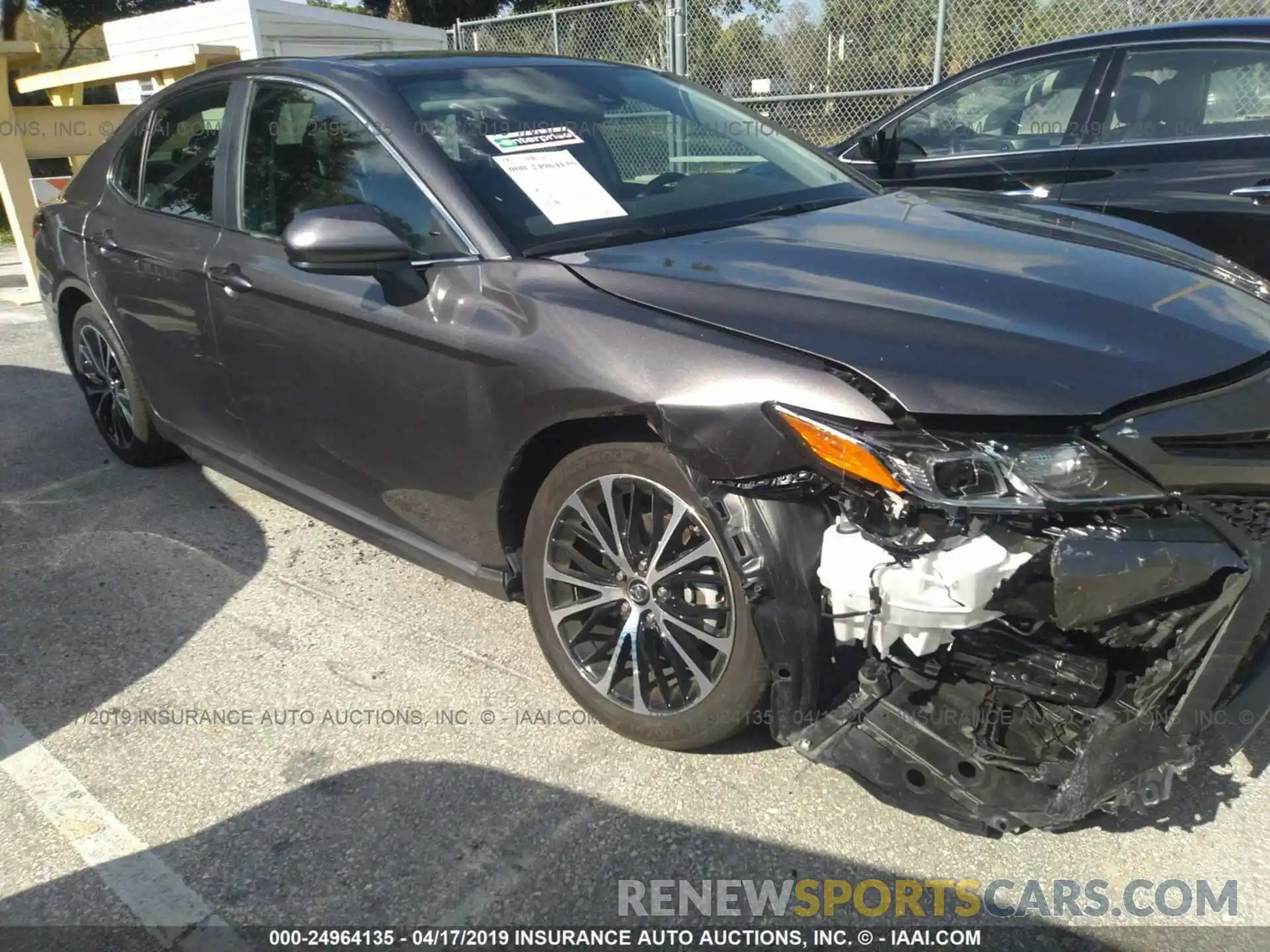 6 Photograph of a damaged car 4T1B11HK2KU709070 TOYOTA CAMRY 2019