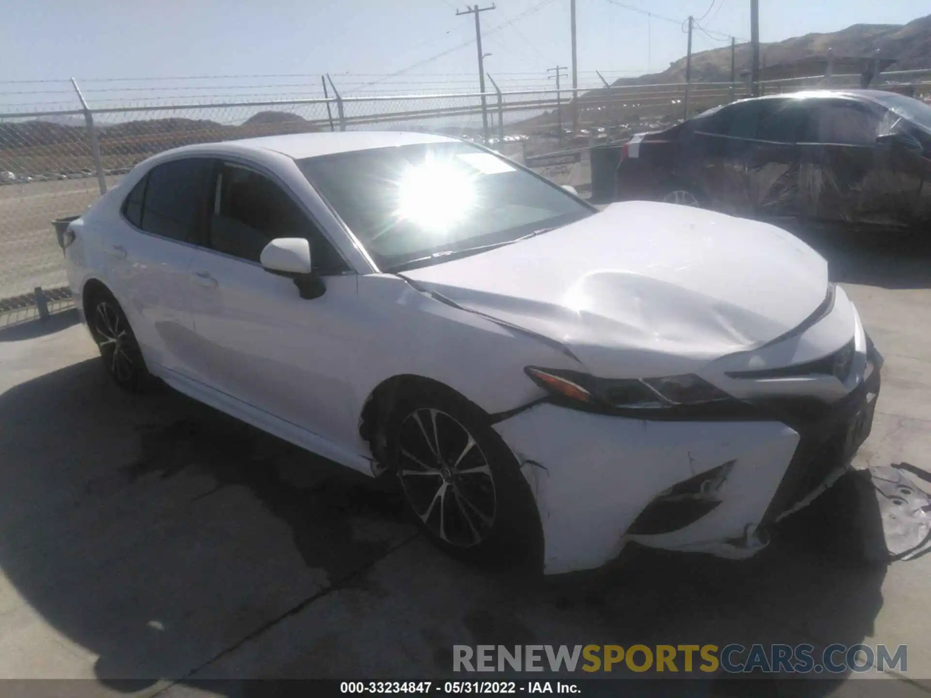 1 Photograph of a damaged car 4T1B11HK2KU709151 TOYOTA CAMRY 2019