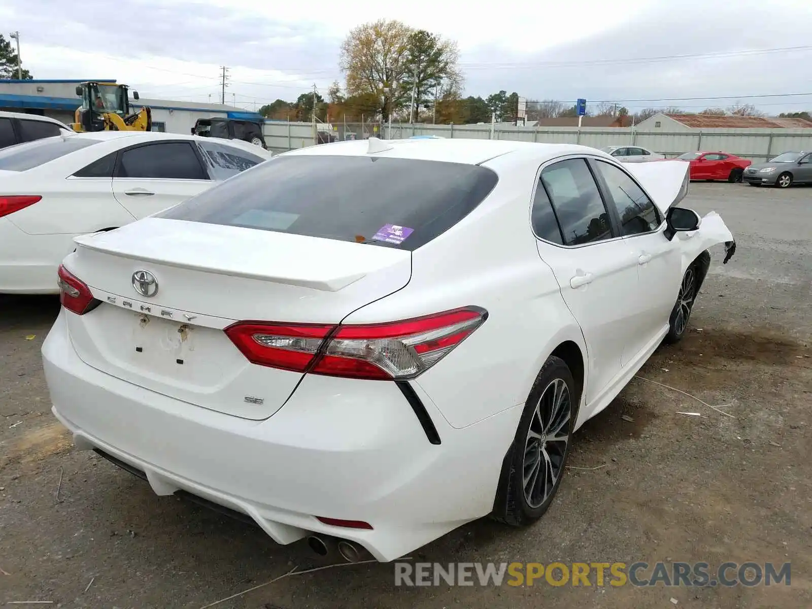 4 Photograph of a damaged car 4T1B11HK2KU709618 TOYOTA CAMRY 2019