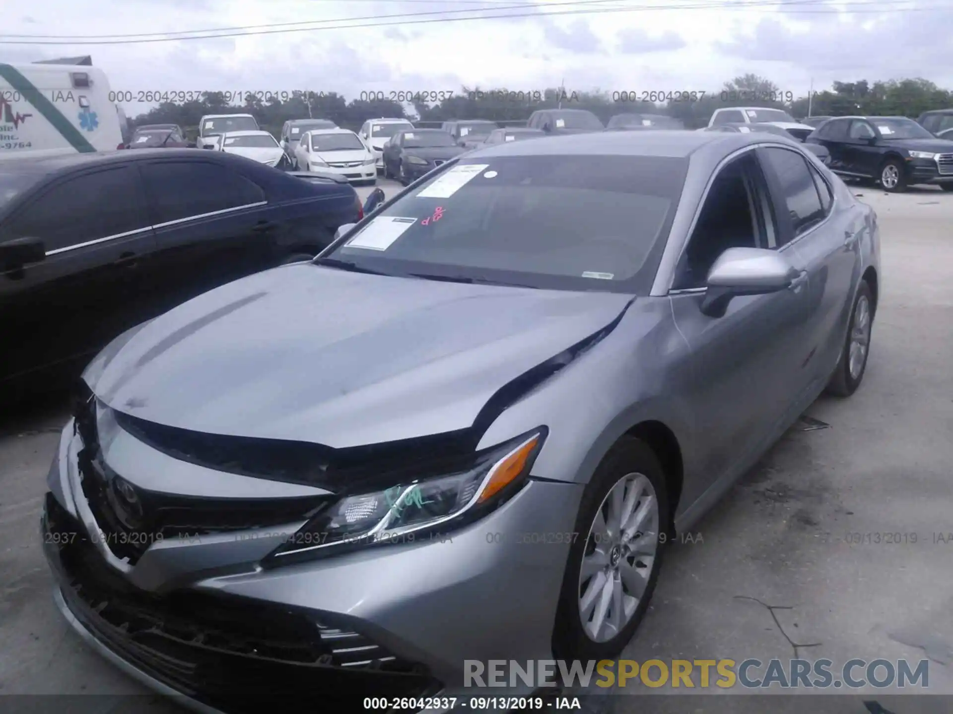 2 Photograph of a damaged car 4T1B11HK2KU709683 TOYOTA CAMRY 2019