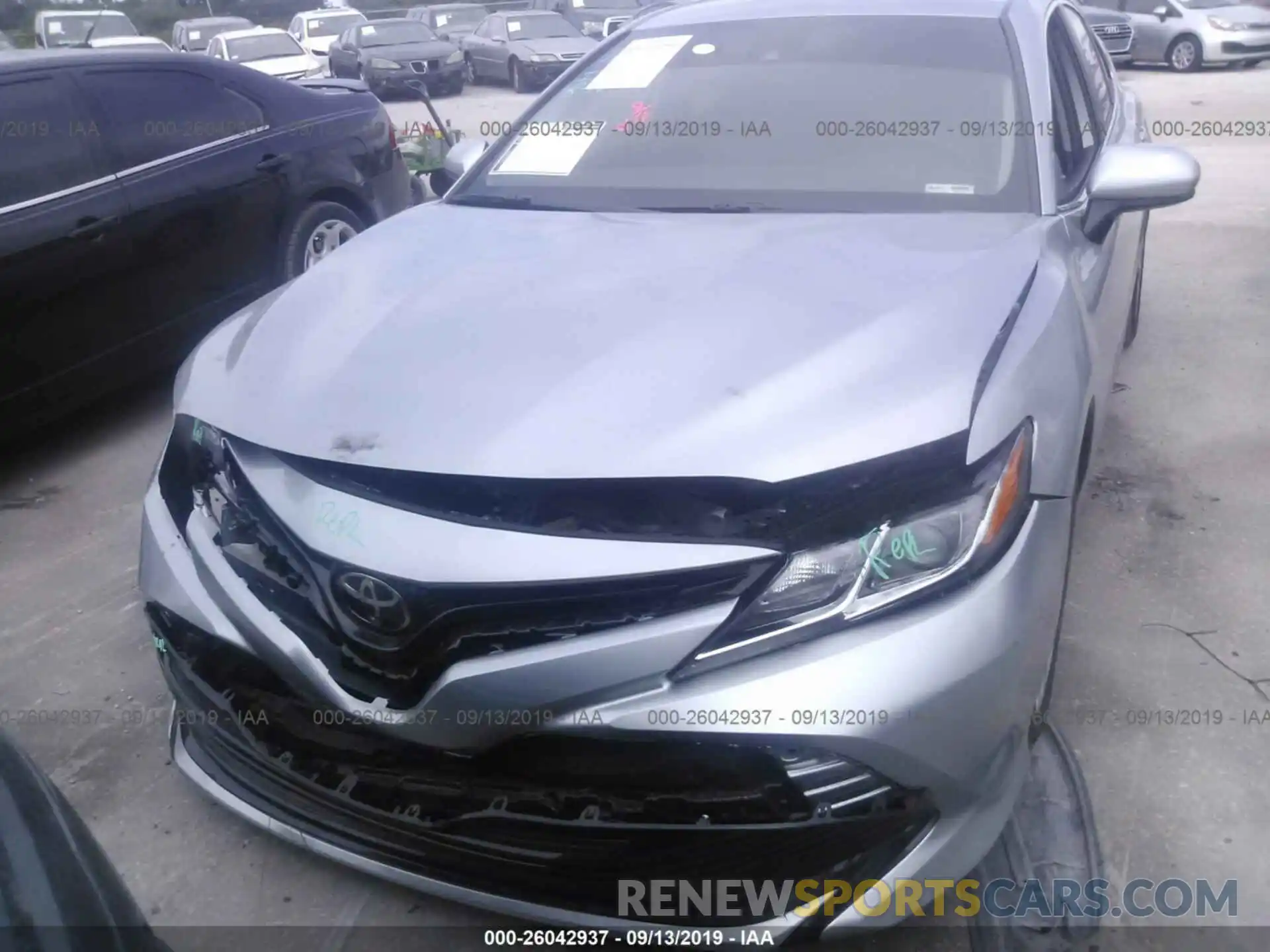 6 Photograph of a damaged car 4T1B11HK2KU709683 TOYOTA CAMRY 2019