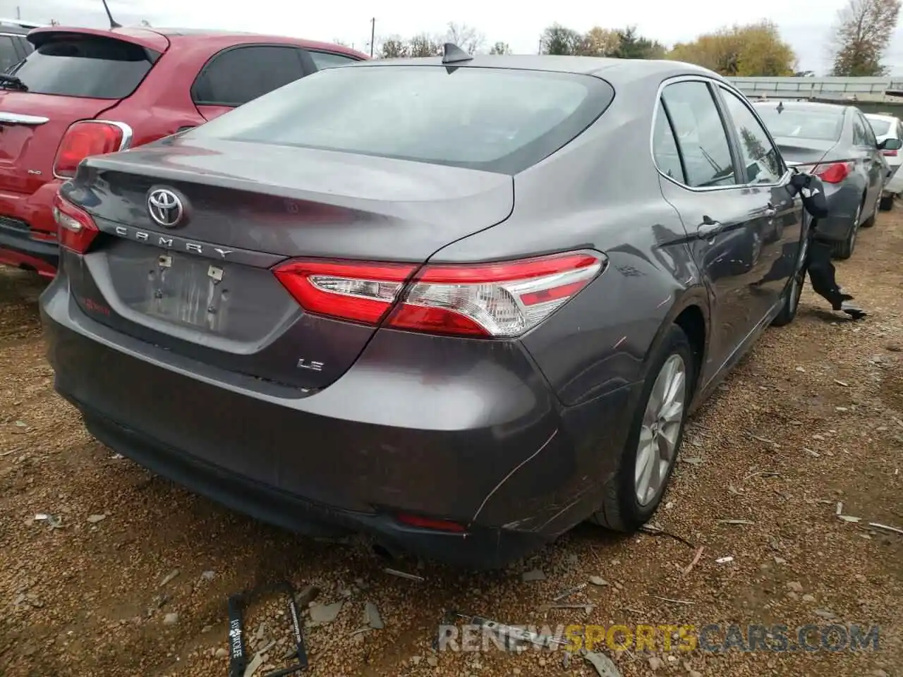 4 Фотография поврежденного автомобиля 4T1B11HK2KU710350 TOYOTA CAMRY 2019