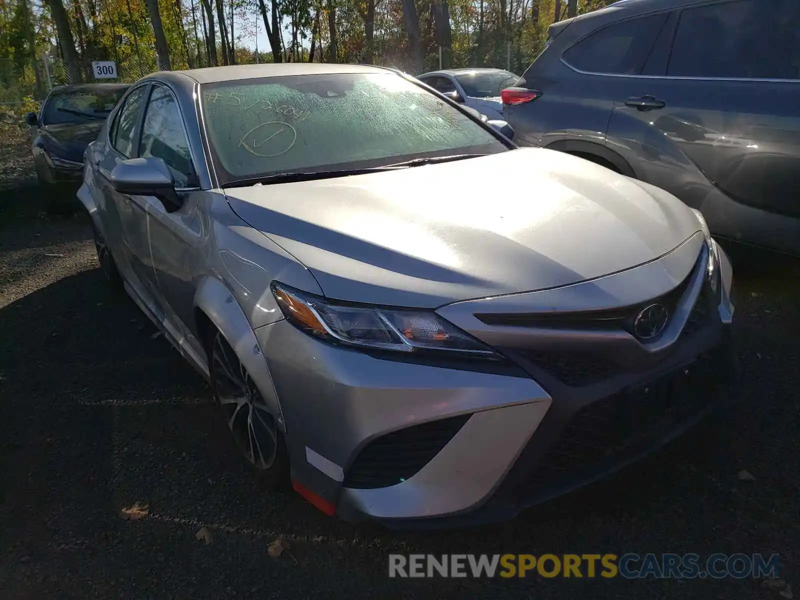 1 Photograph of a damaged car 4T1B11HK2KU710395 TOYOTA CAMRY 2019