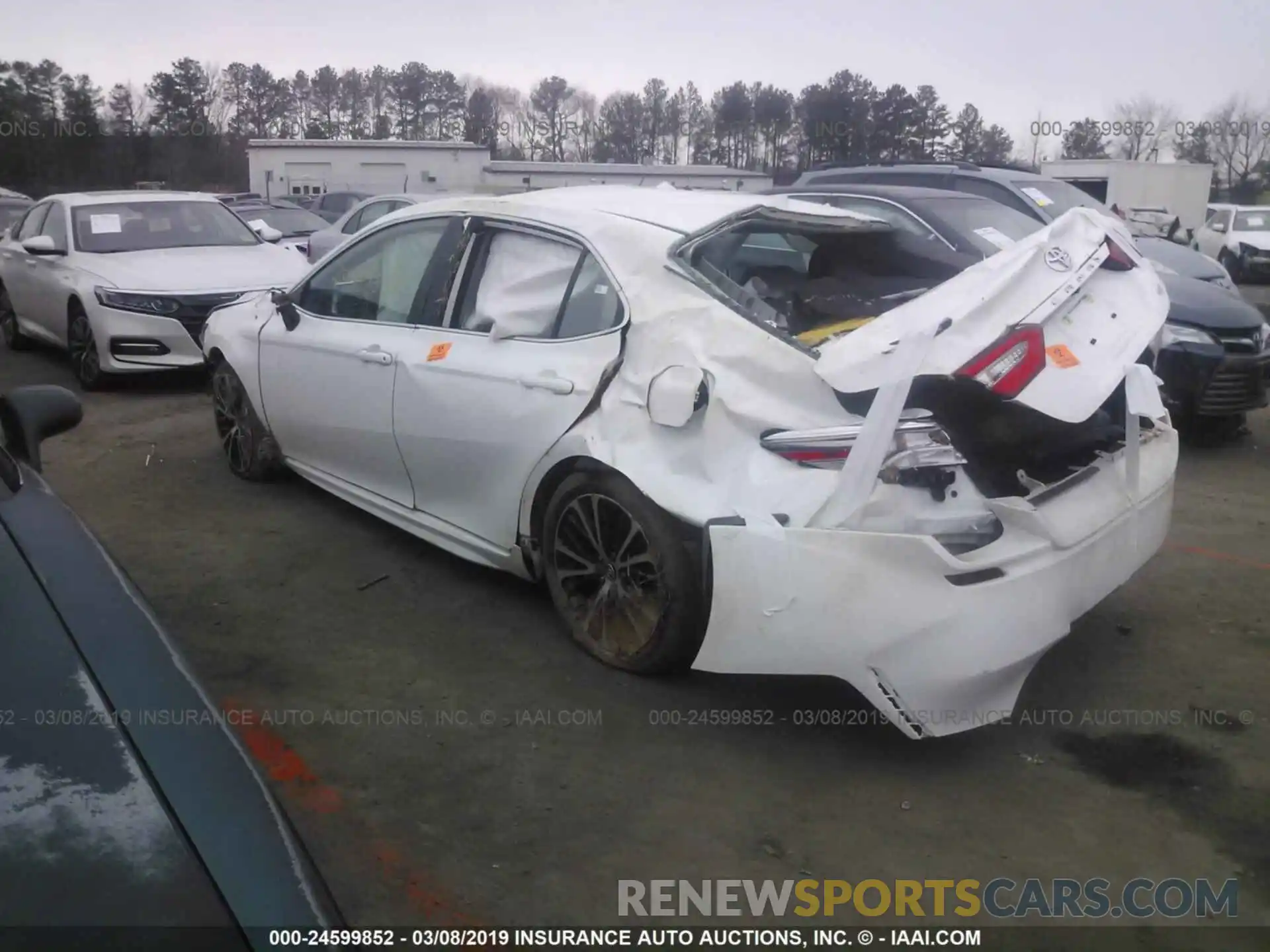 3 Photograph of a damaged car 4T1B11HK2KU712163 TOYOTA CAMRY 2019