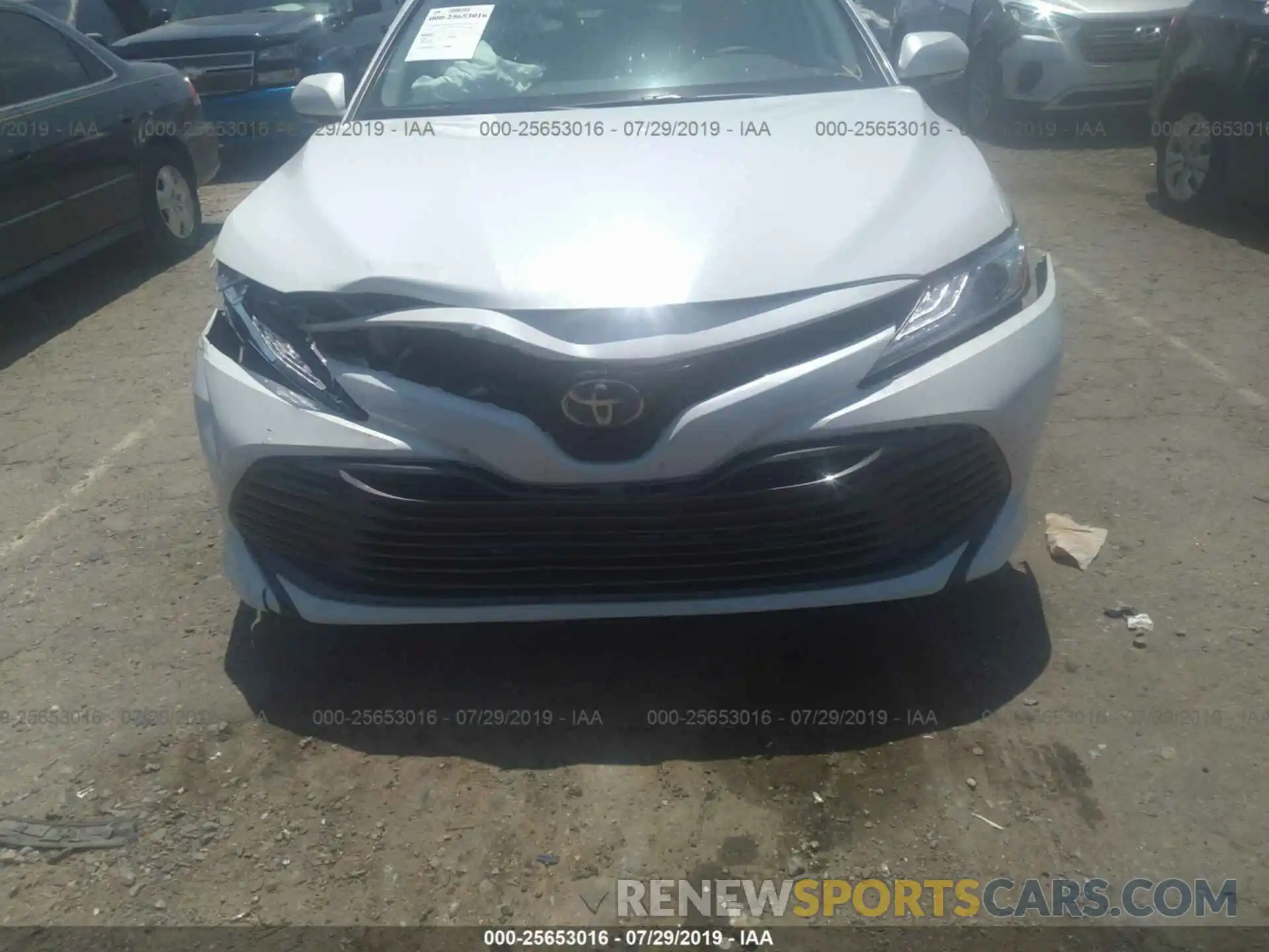 6 Photograph of a damaged car 4T1B11HK2KU713880 TOYOTA CAMRY 2019