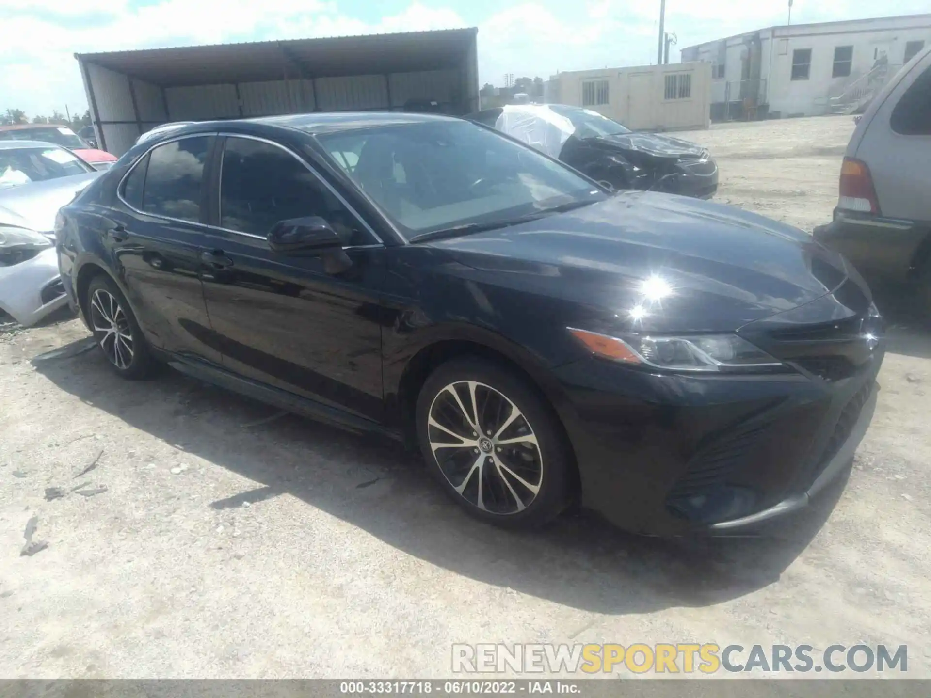 1 Photograph of a damaged car 4T1B11HK2KU714415 TOYOTA CAMRY 2019