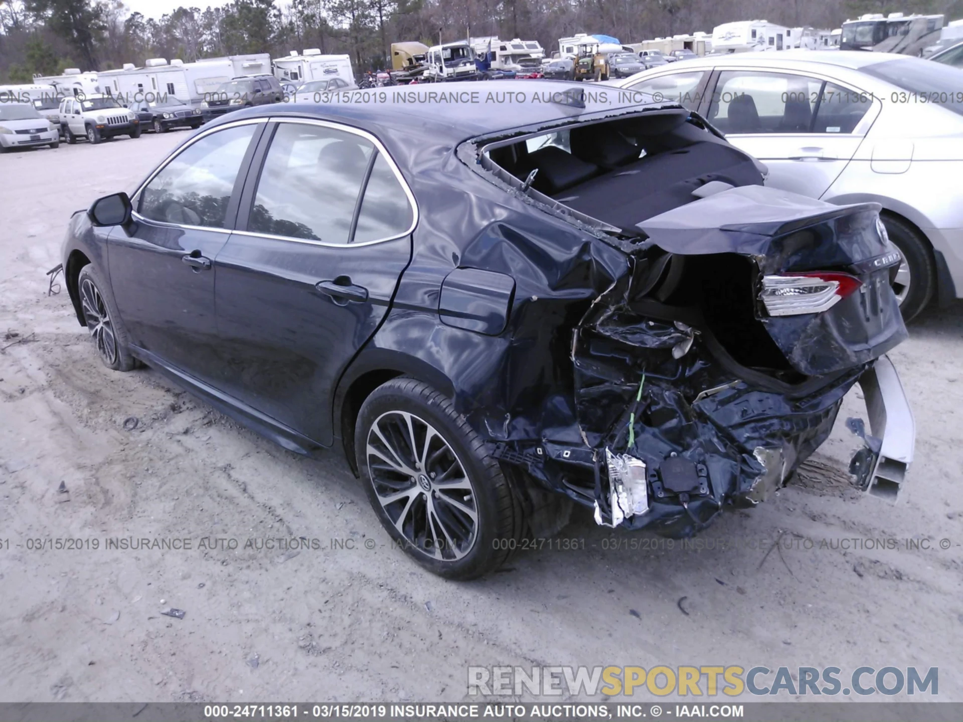 3 Photograph of a damaged car 4T1B11HK2KU714883 TOYOTA CAMRY 2019