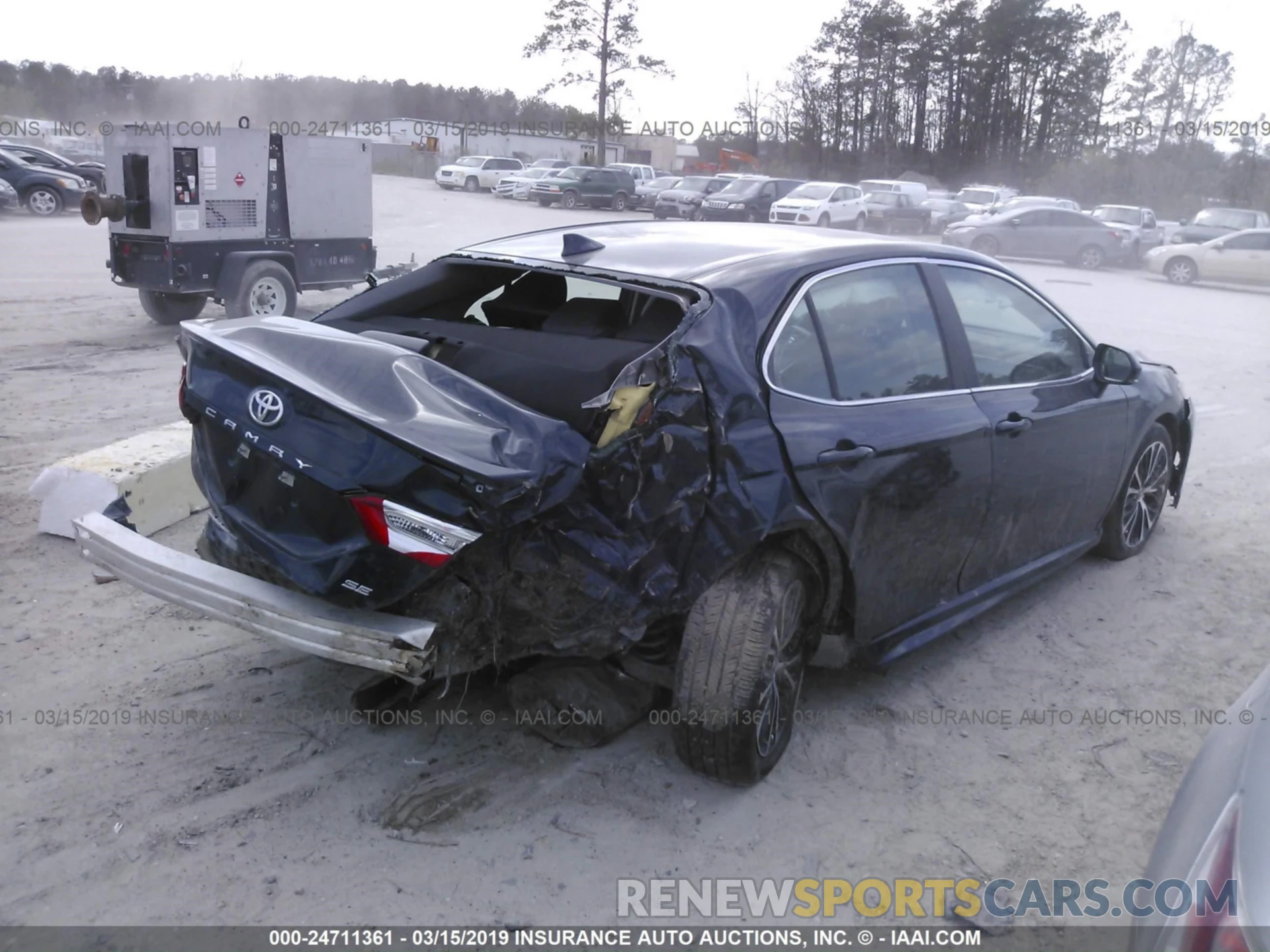 4 Photograph of a damaged car 4T1B11HK2KU714883 TOYOTA CAMRY 2019