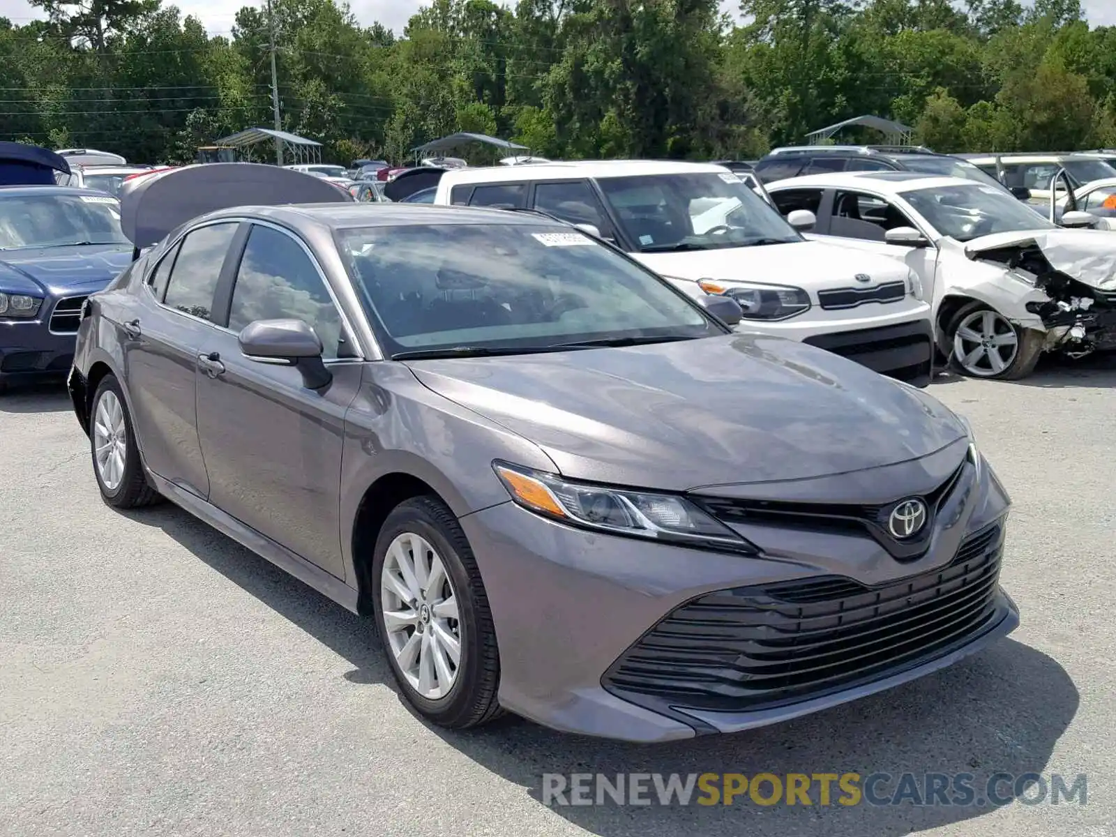 1 Photograph of a damaged car 4T1B11HK2KU715175 TOYOTA CAMRY 2019