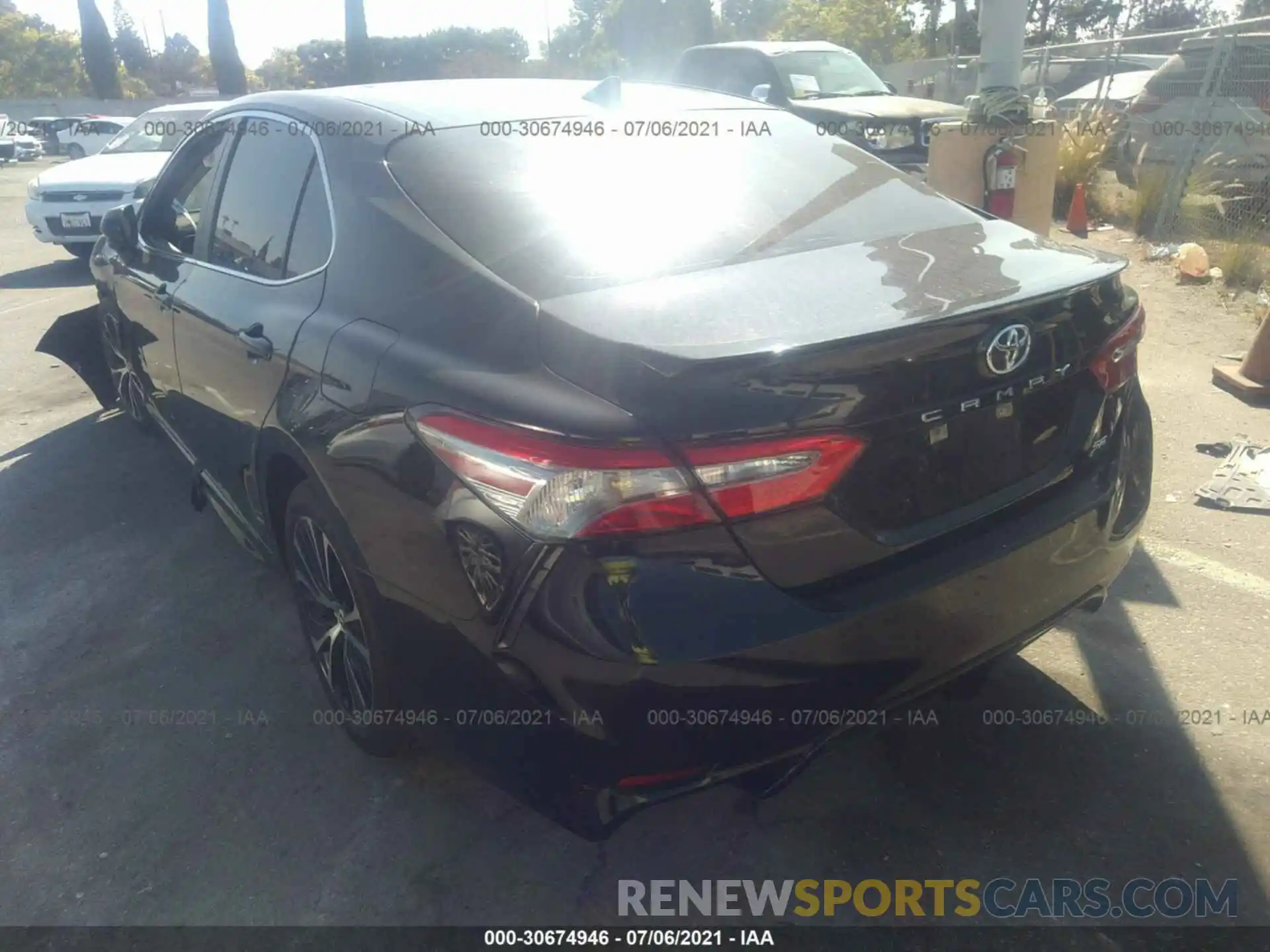 3 Photograph of a damaged car 4T1B11HK2KU715399 TOYOTA CAMRY 2019