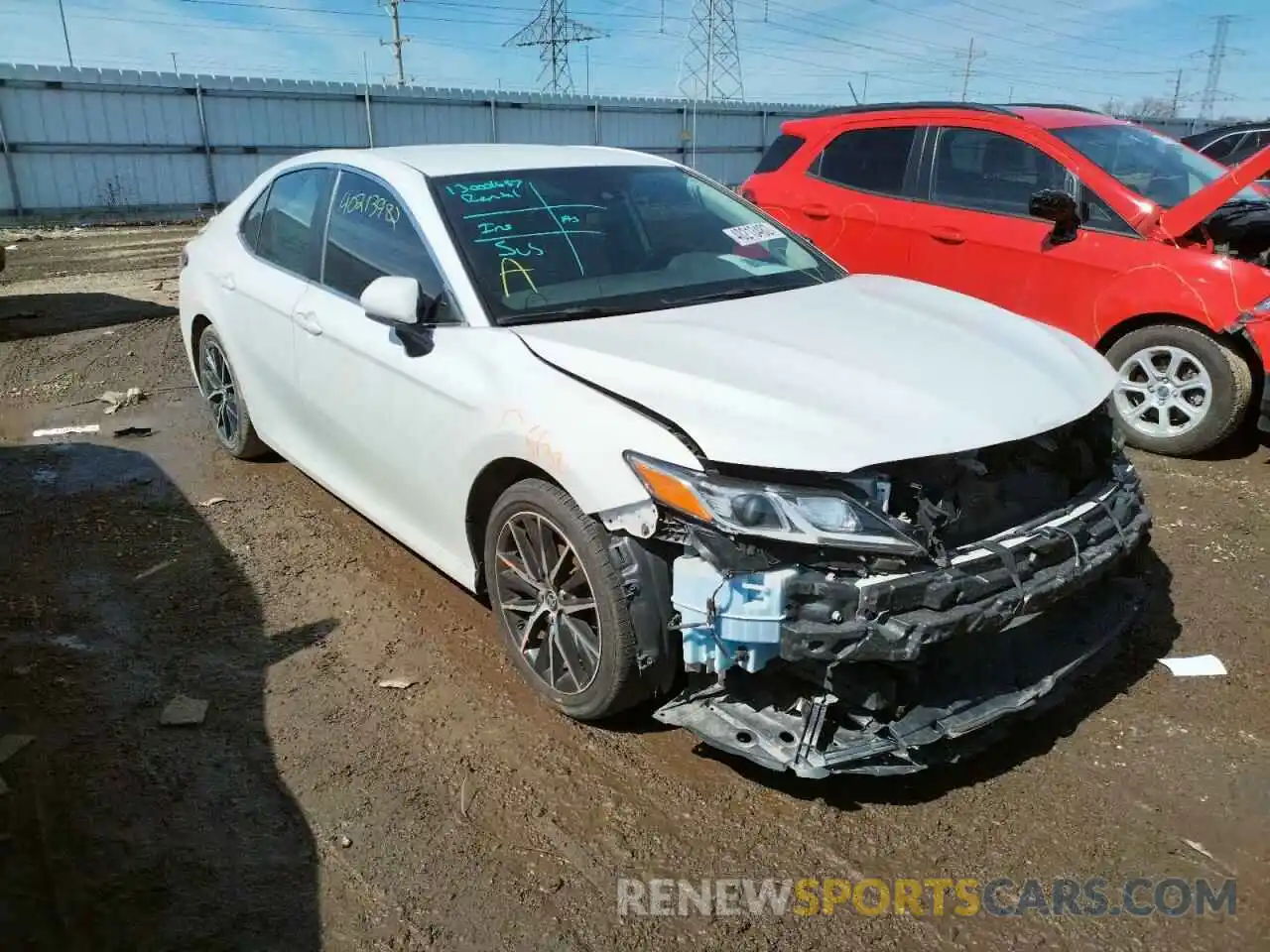 1 Photograph of a damaged car 4T1B11HK2KU716083 TOYOTA CAMRY 2019