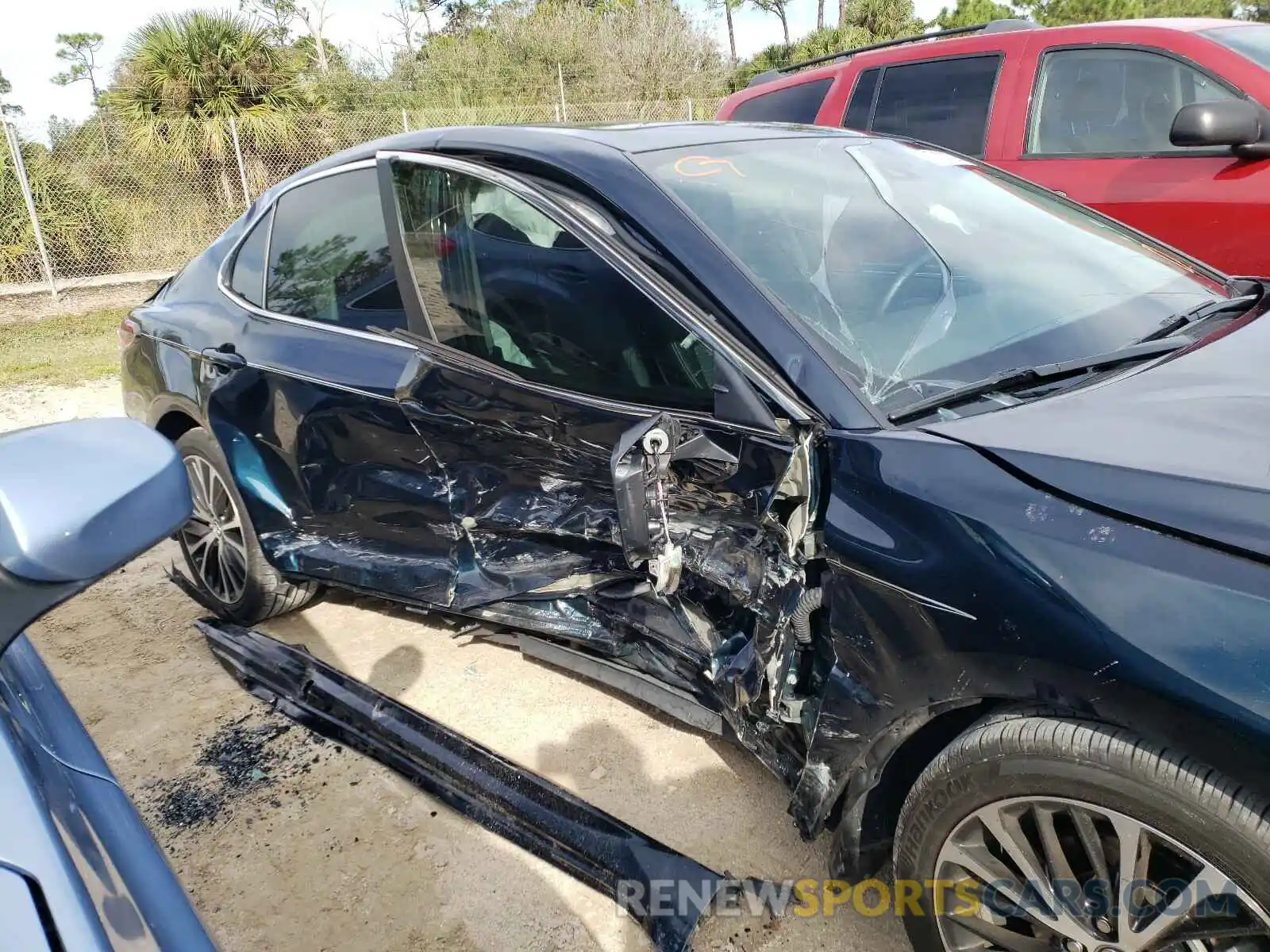 9 Photograph of a damaged car 4T1B11HK2KU716147 TOYOTA CAMRY 2019