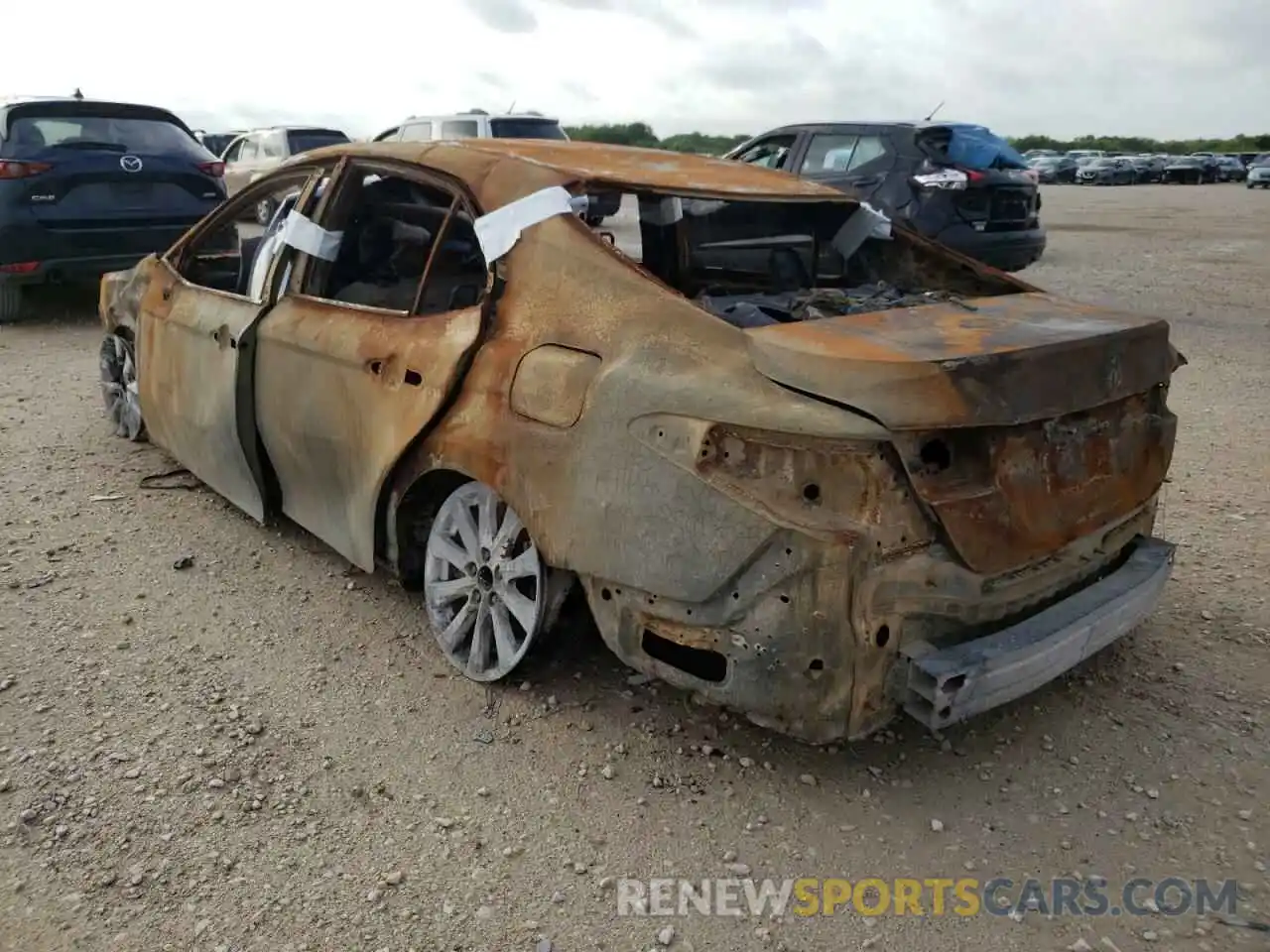 3 Photograph of a damaged car 4T1B11HK2KU716553 TOYOTA CAMRY 2019