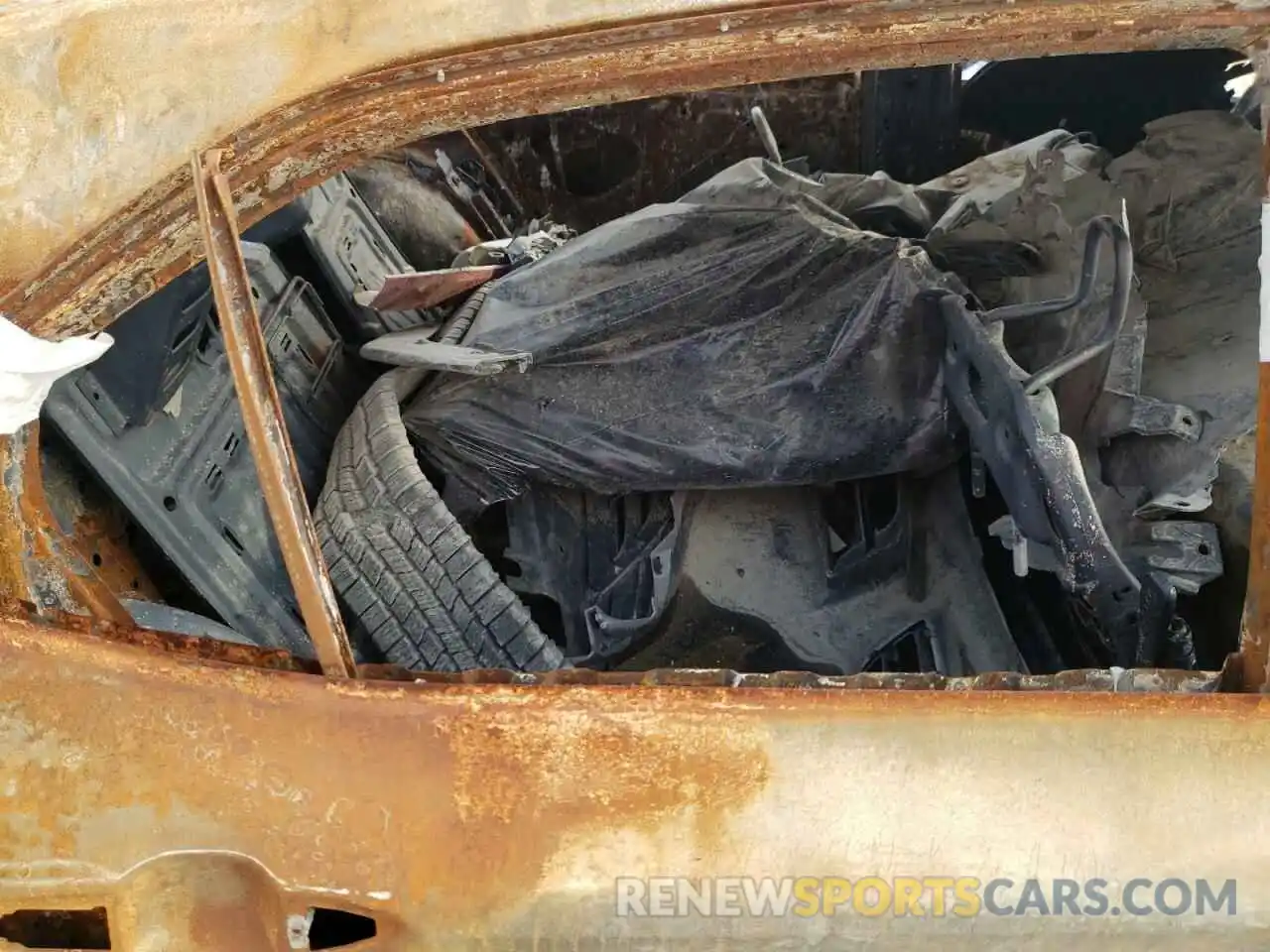 6 Photograph of a damaged car 4T1B11HK2KU716553 TOYOTA CAMRY 2019