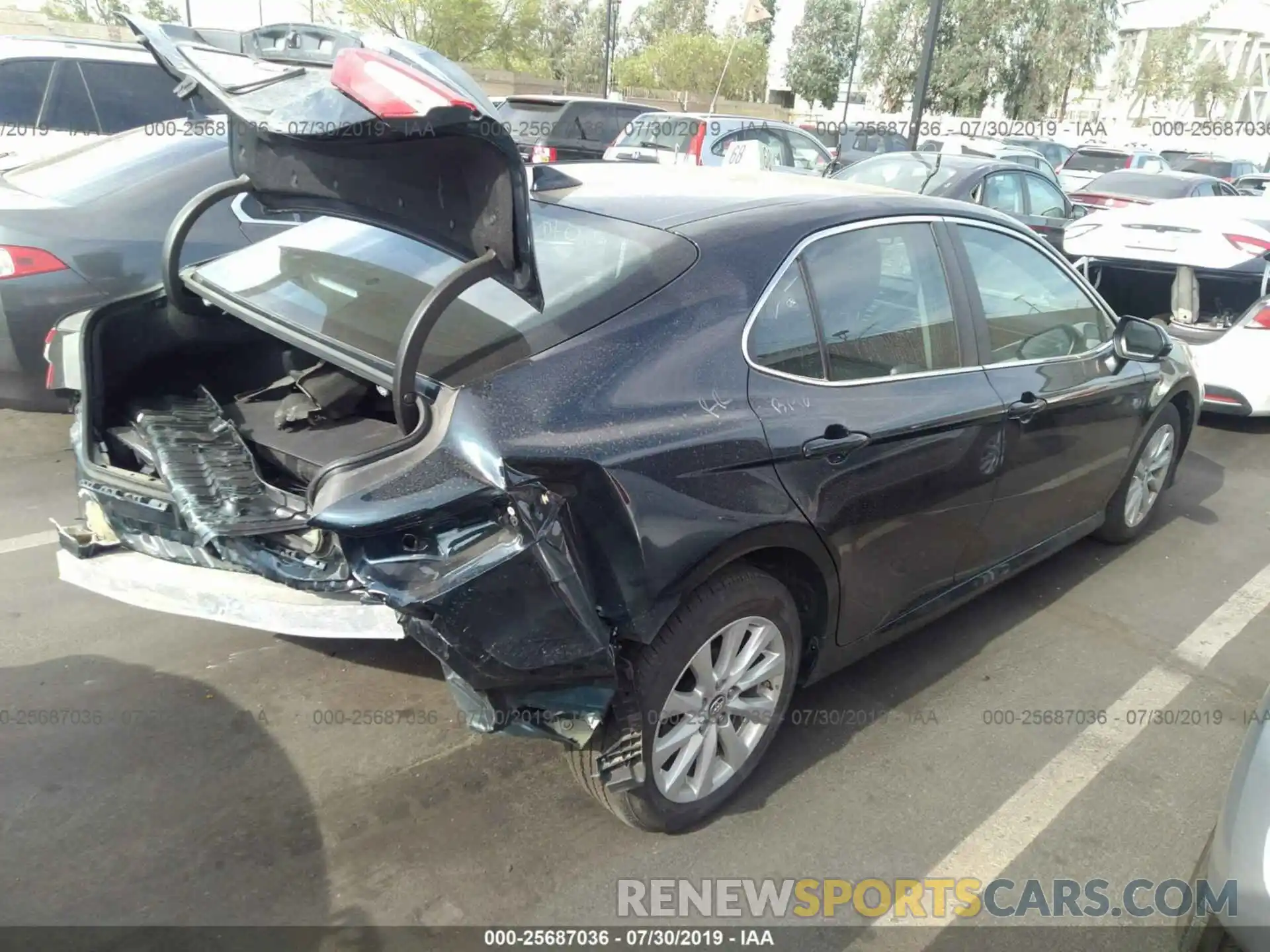 4 Photograph of a damaged car 4T1B11HK2KU716651 TOYOTA CAMRY 2019