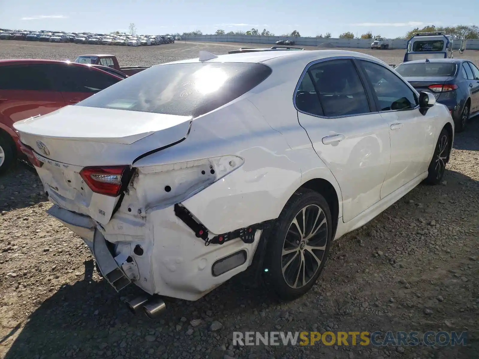 4 Photograph of a damaged car 4T1B11HK2KU716892 TOYOTA CAMRY 2019