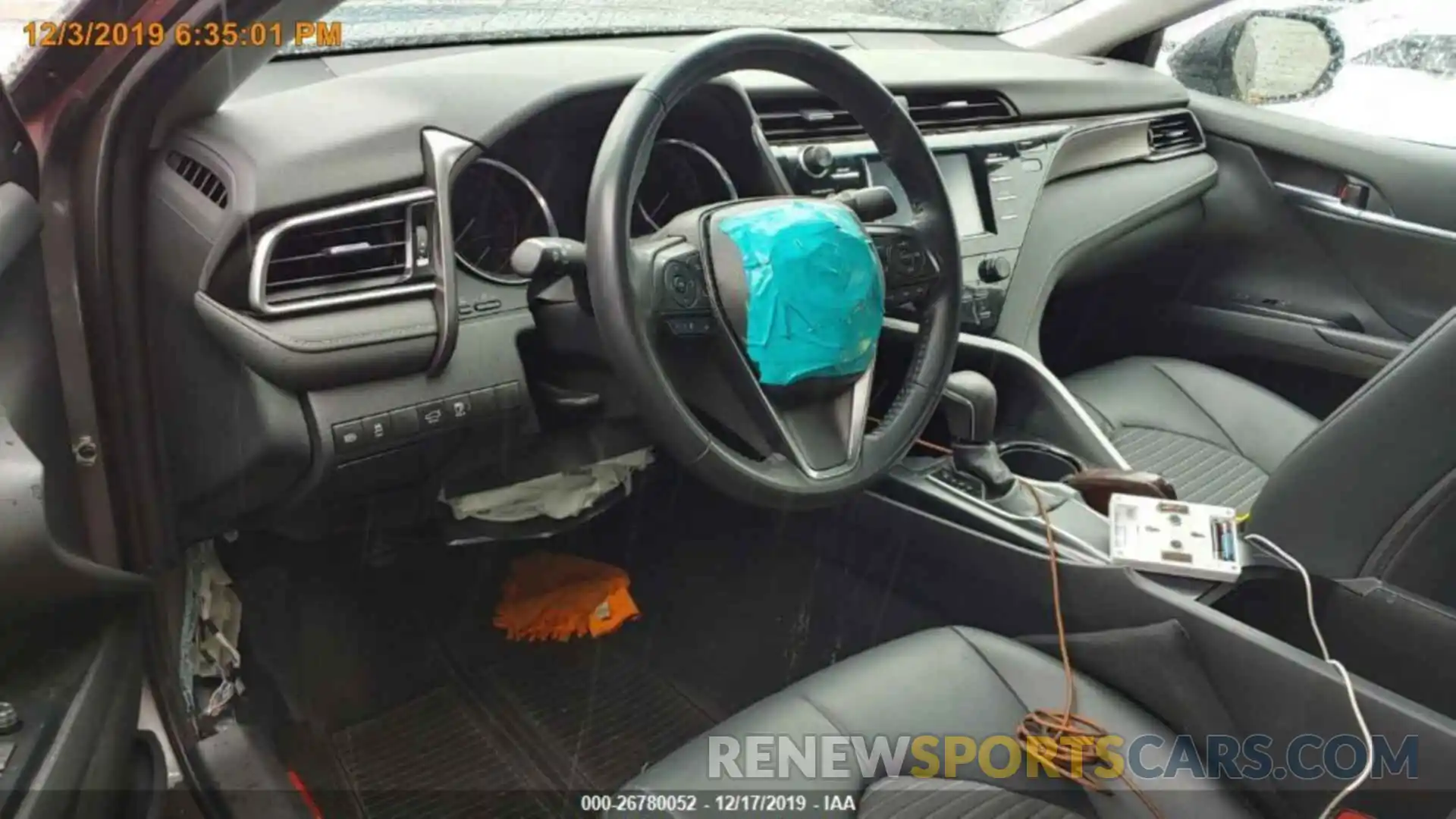 12 Photograph of a damaged car 4T1B11HK2KU717010 TOYOTA CAMRY 2019