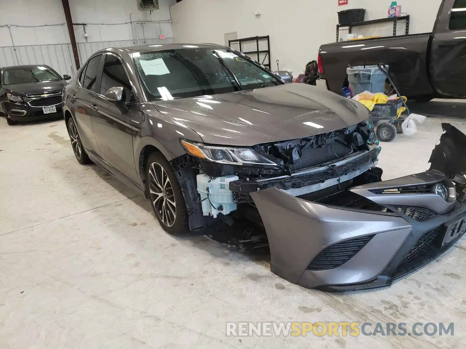 1 Photograph of a damaged car 4T1B11HK2KU717220 TOYOTA CAMRY 2019