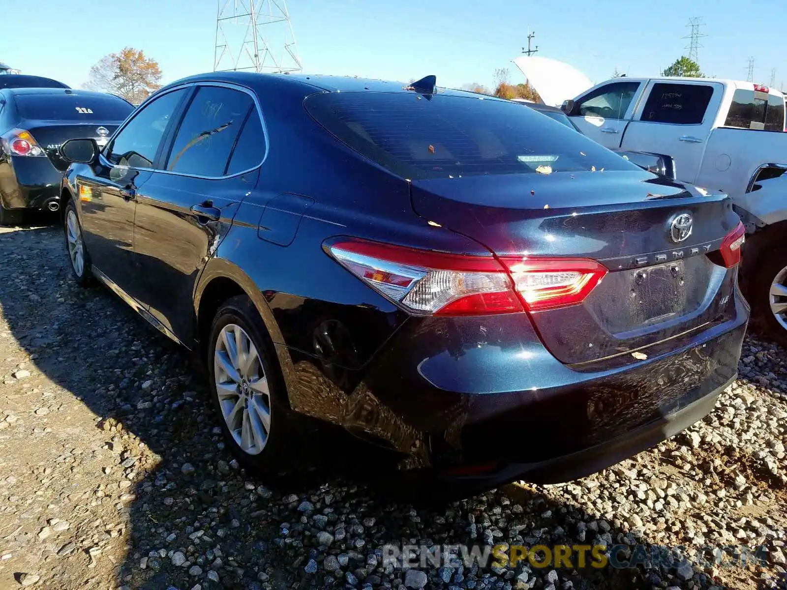 3 Photograph of a damaged car 4T1B11HK2KU717797 TOYOTA CAMRY 2019