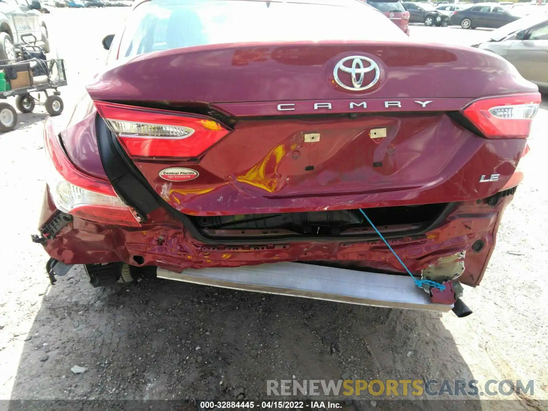 6 Photograph of a damaged car 4T1B11HK2KU718688 TOYOTA CAMRY 2019