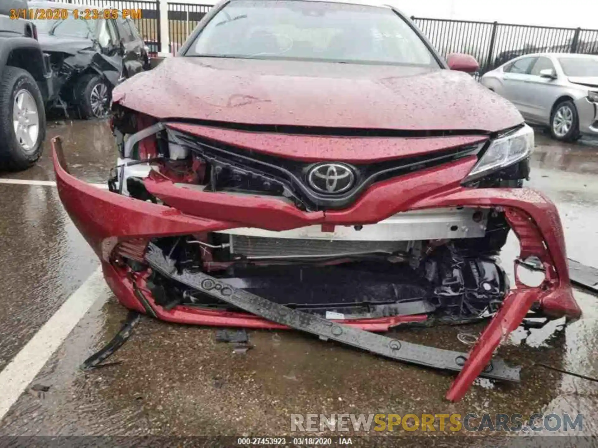 12 Photograph of a damaged car 4T1B11HK2KU719159 TOYOTA CAMRY 2019