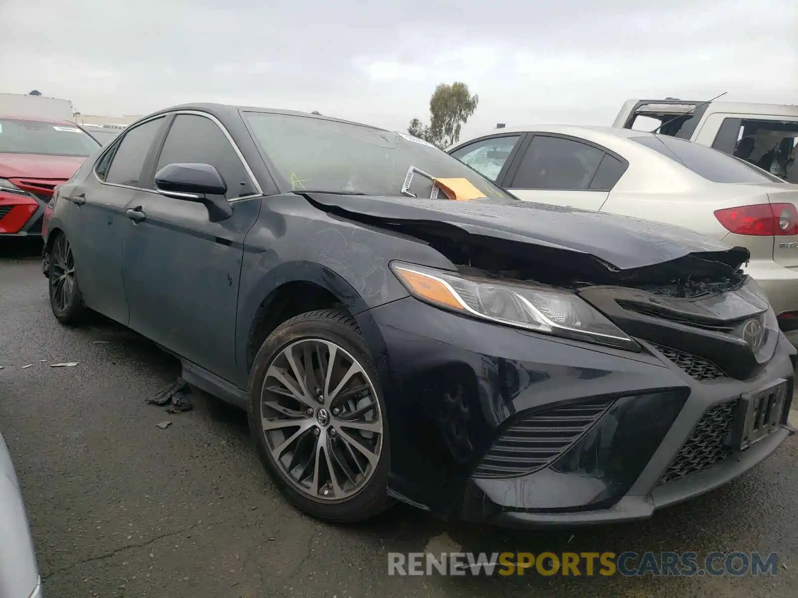 9 Photograph of a damaged car 4T1B11HK2KU720084 TOYOTA CAMRY 2019