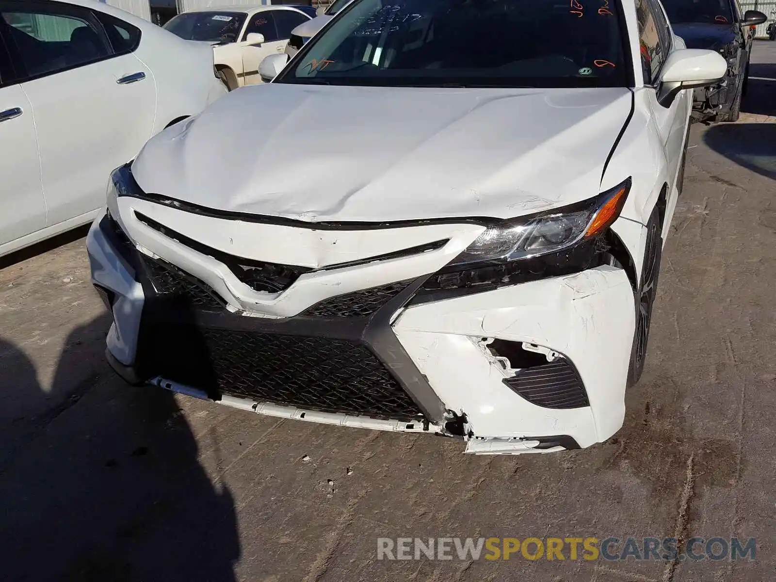 9 Photograph of a damaged car 4T1B11HK2KU720294 TOYOTA CAMRY 2019