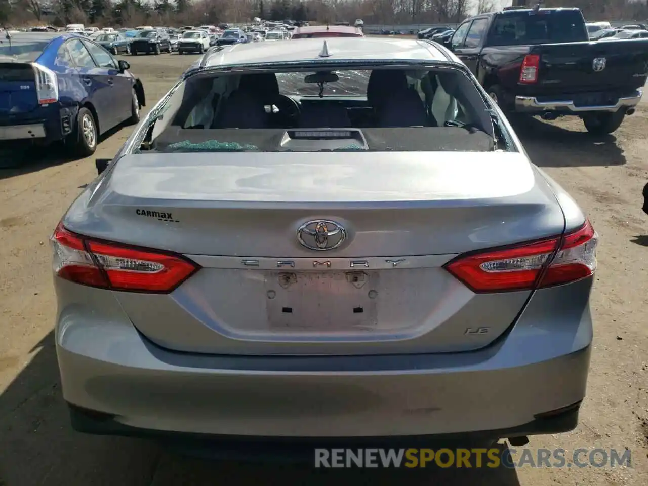 6 Photograph of a damaged car 4T1B11HK2KU721512 TOYOTA CAMRY 2019