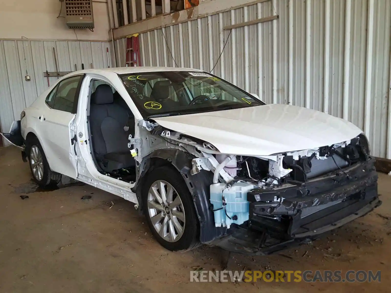 1 Photograph of a damaged car 4T1B11HK2KU723499 TOYOTA CAMRY 2019